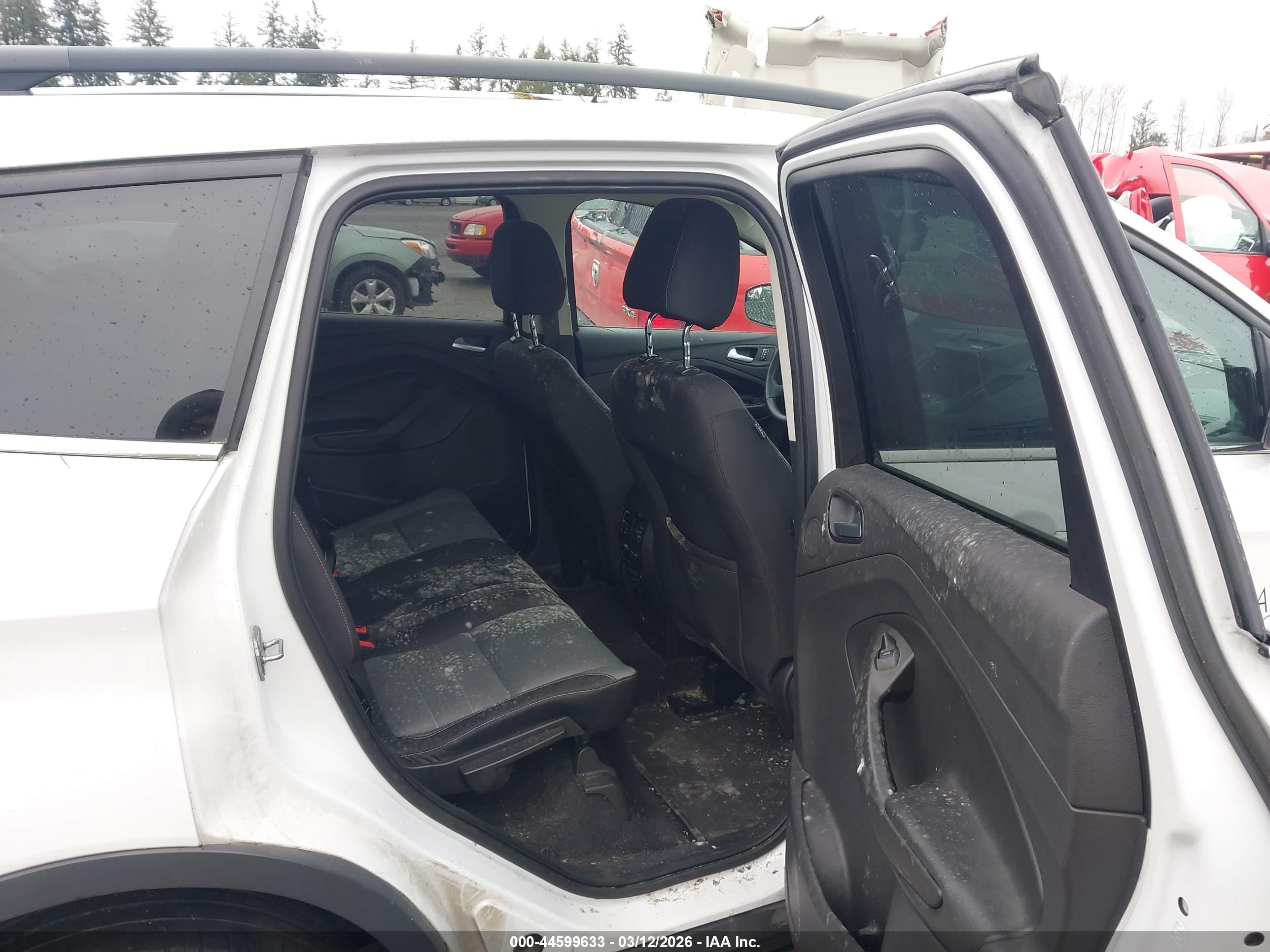 FORD ESCAPE image 8