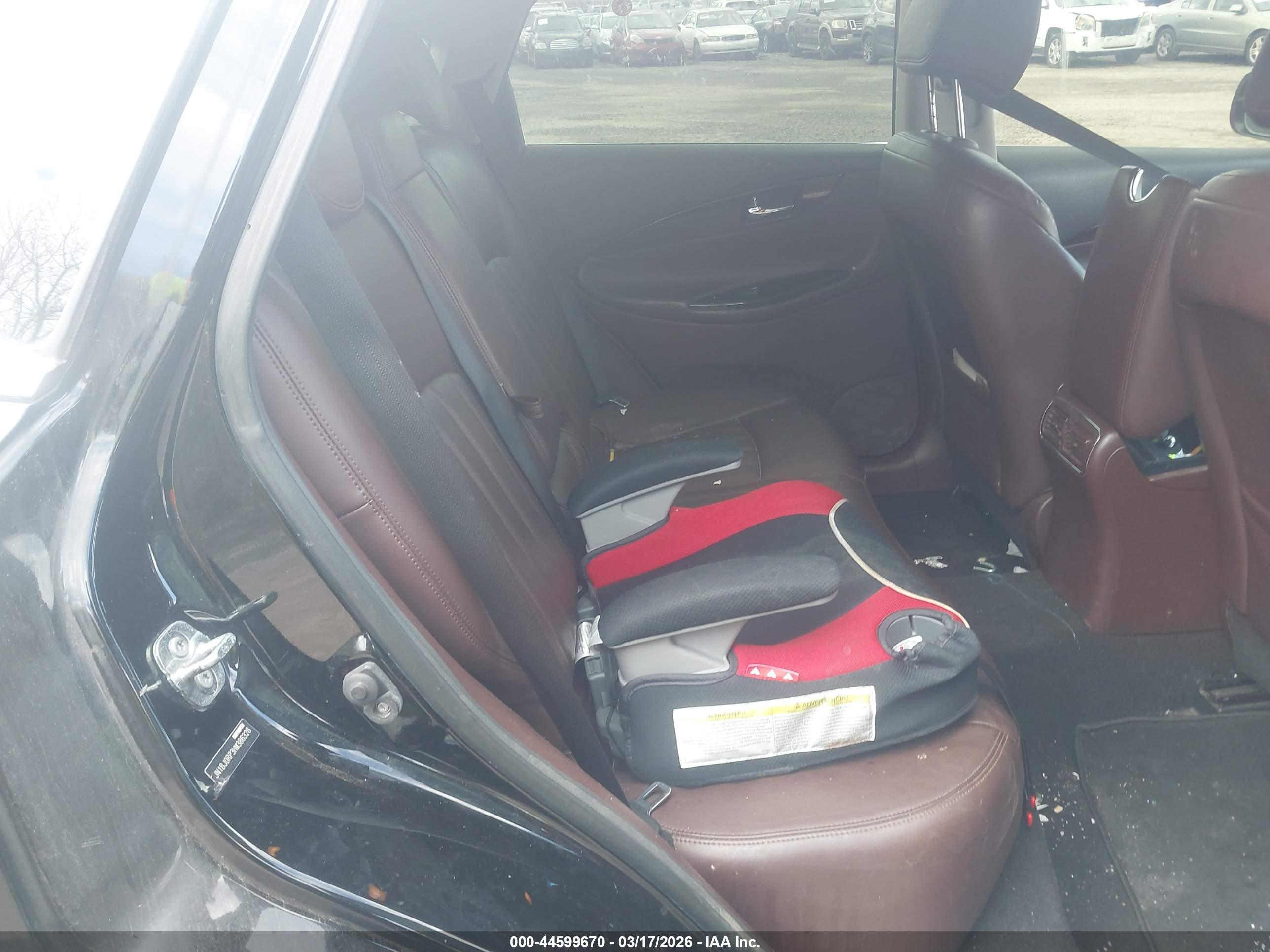 INFINITI QX50 image 8