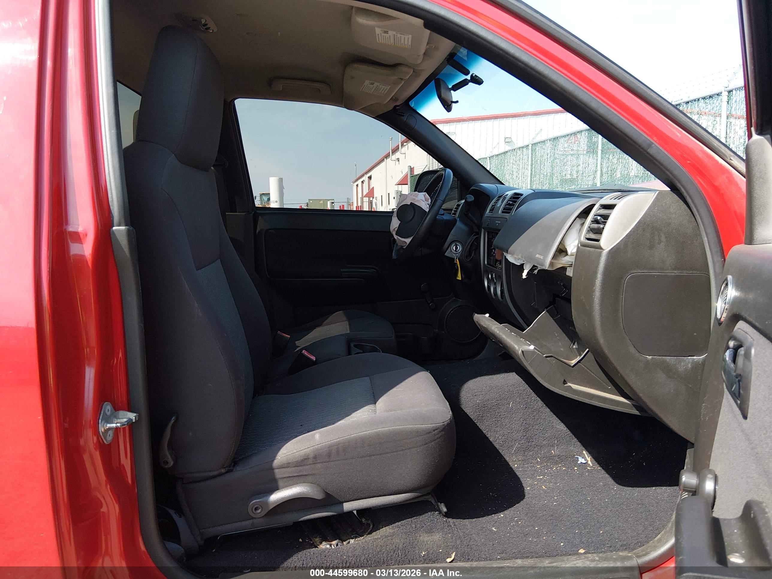 CHEVROLET COLORADO image 5