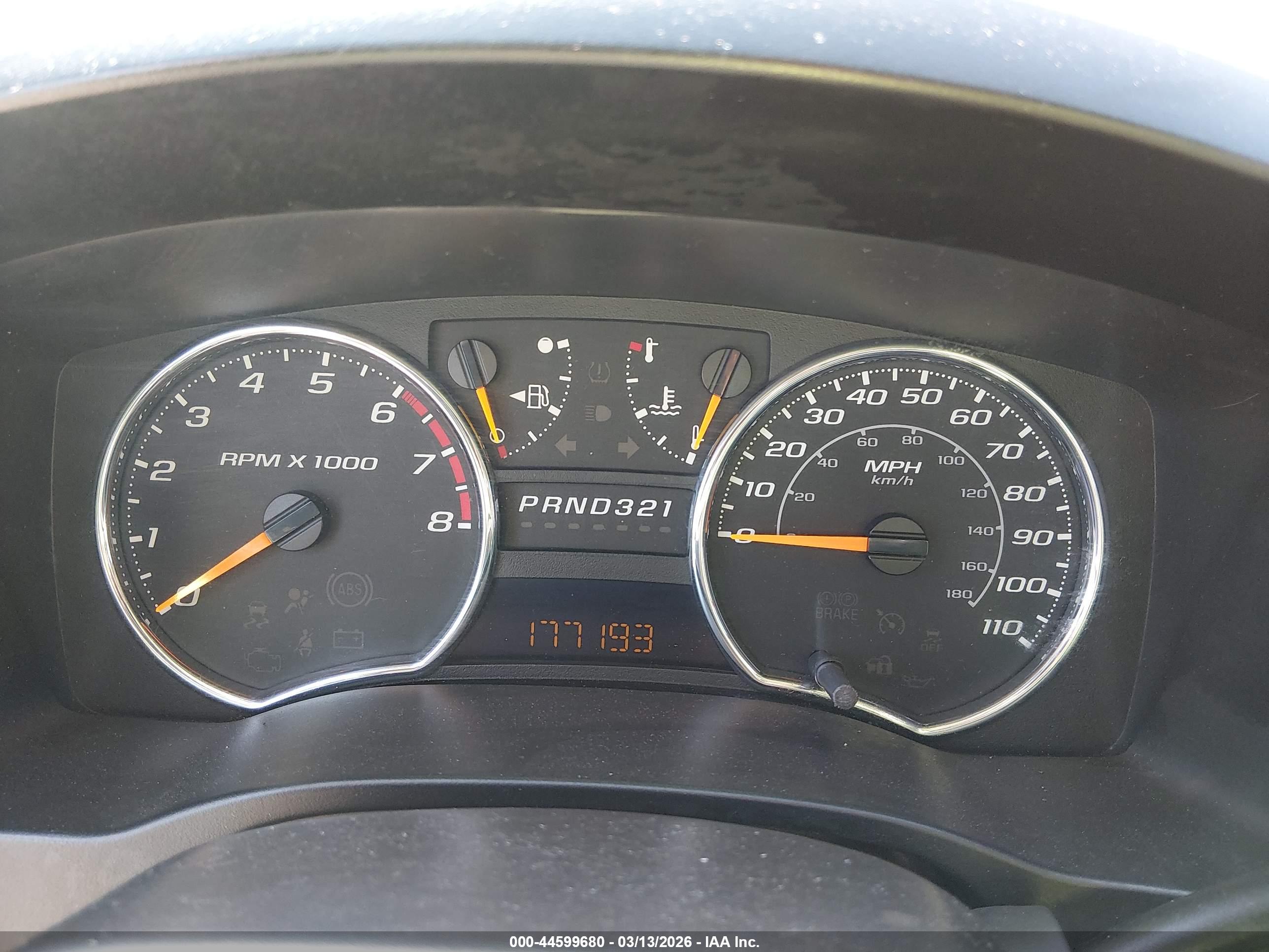 CHEVROLET COLORADO image 7