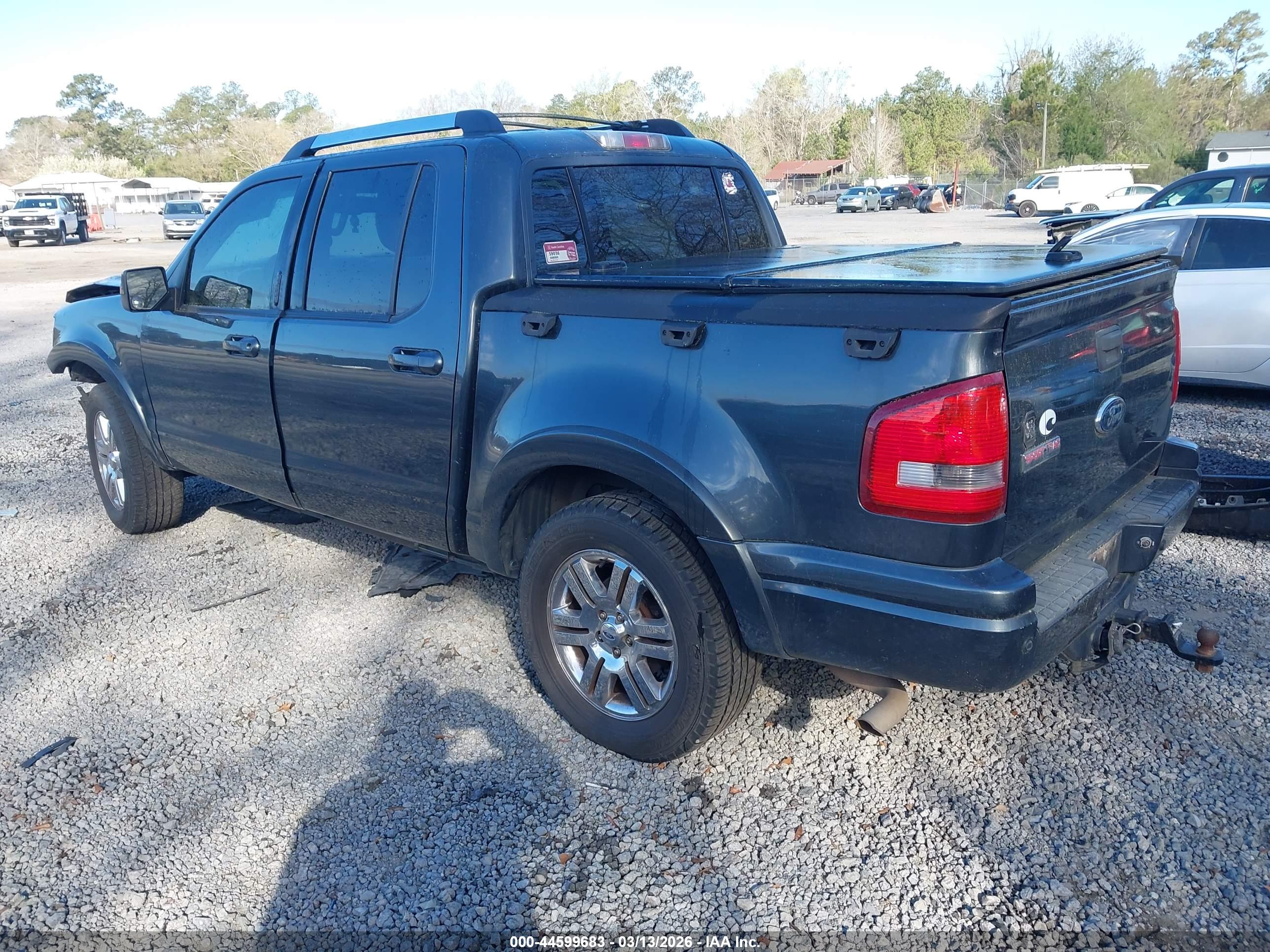 FORD EXPLORER image 3
