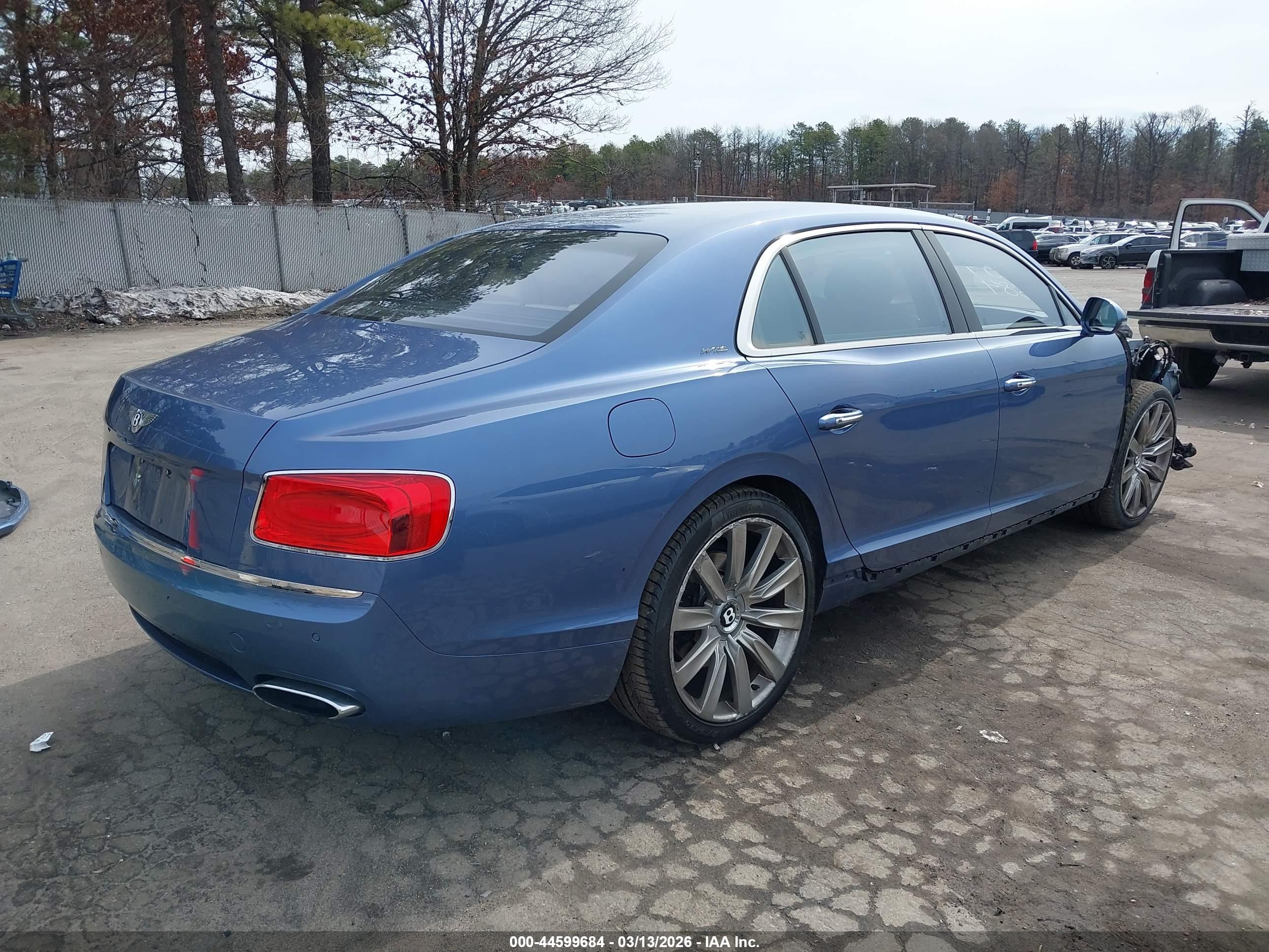 BENTLEY FLYING image 4