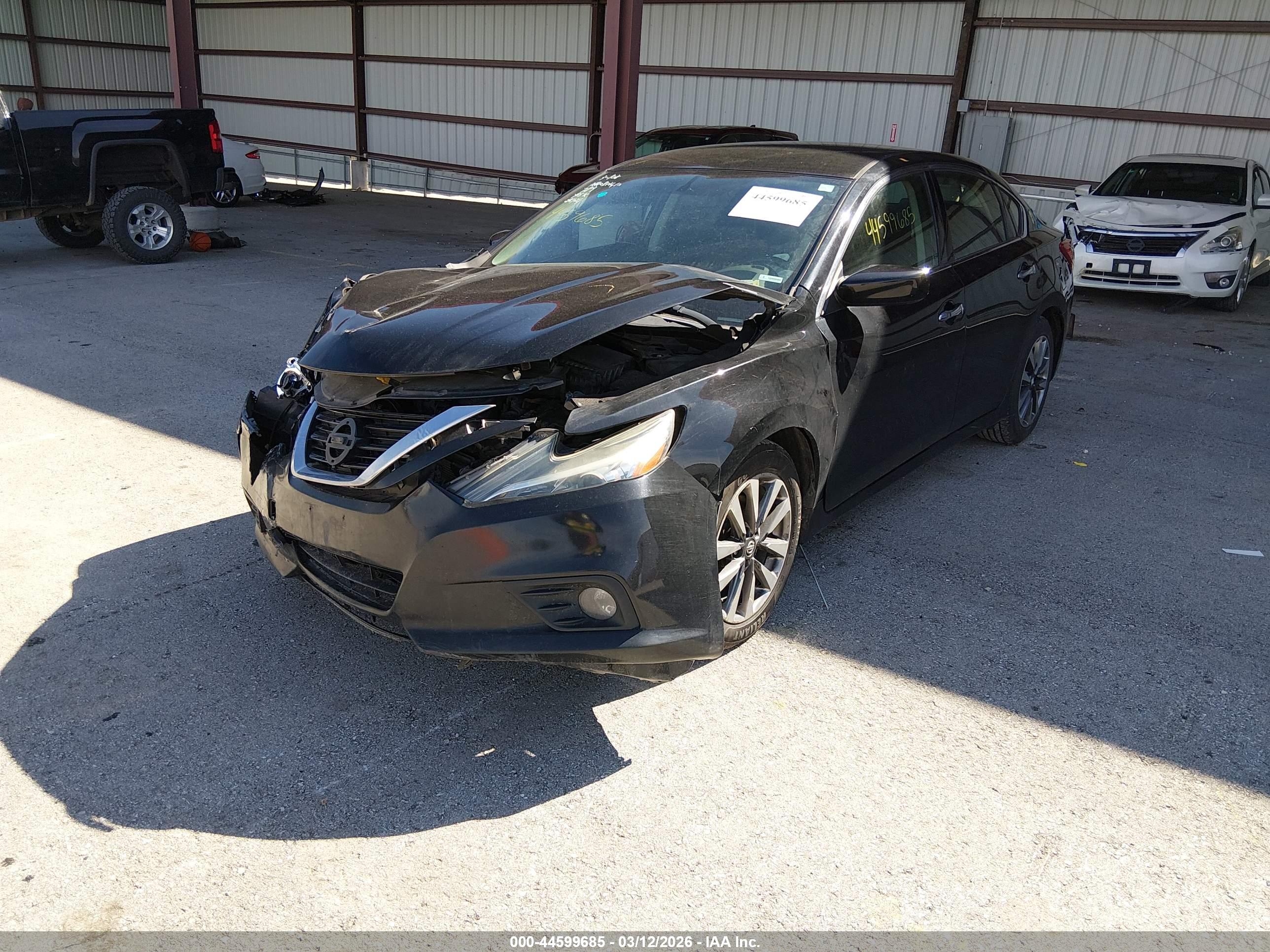 NISSAN ALTIMA image 2