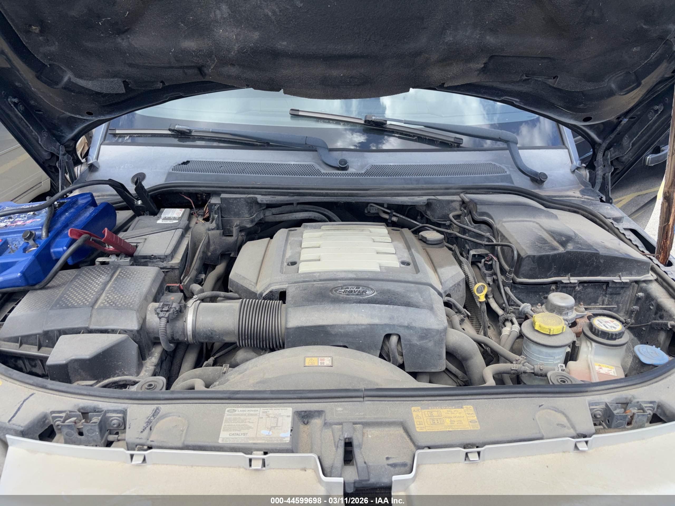 LAND ROVER image 10