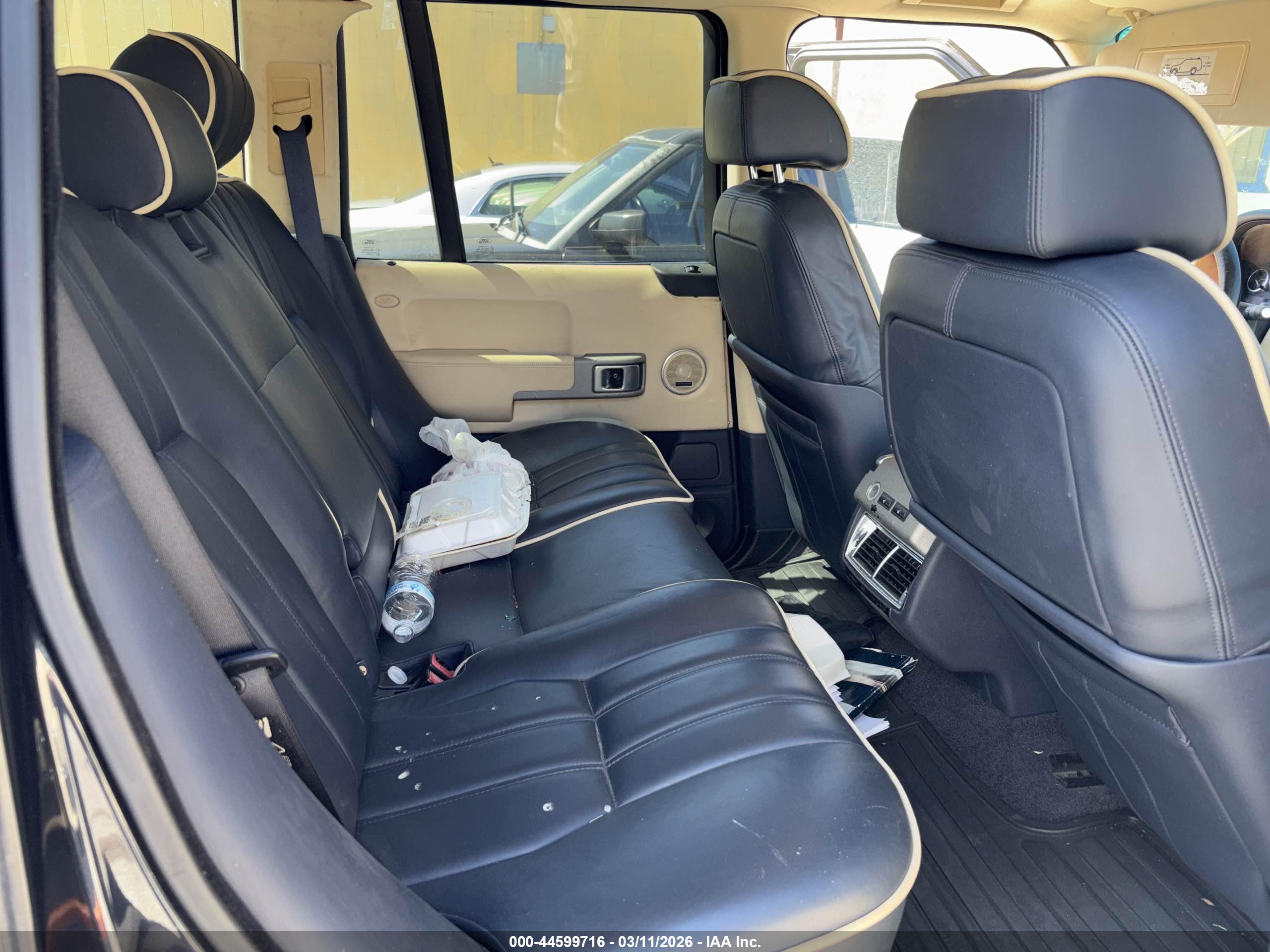 LAND ROVER image 8