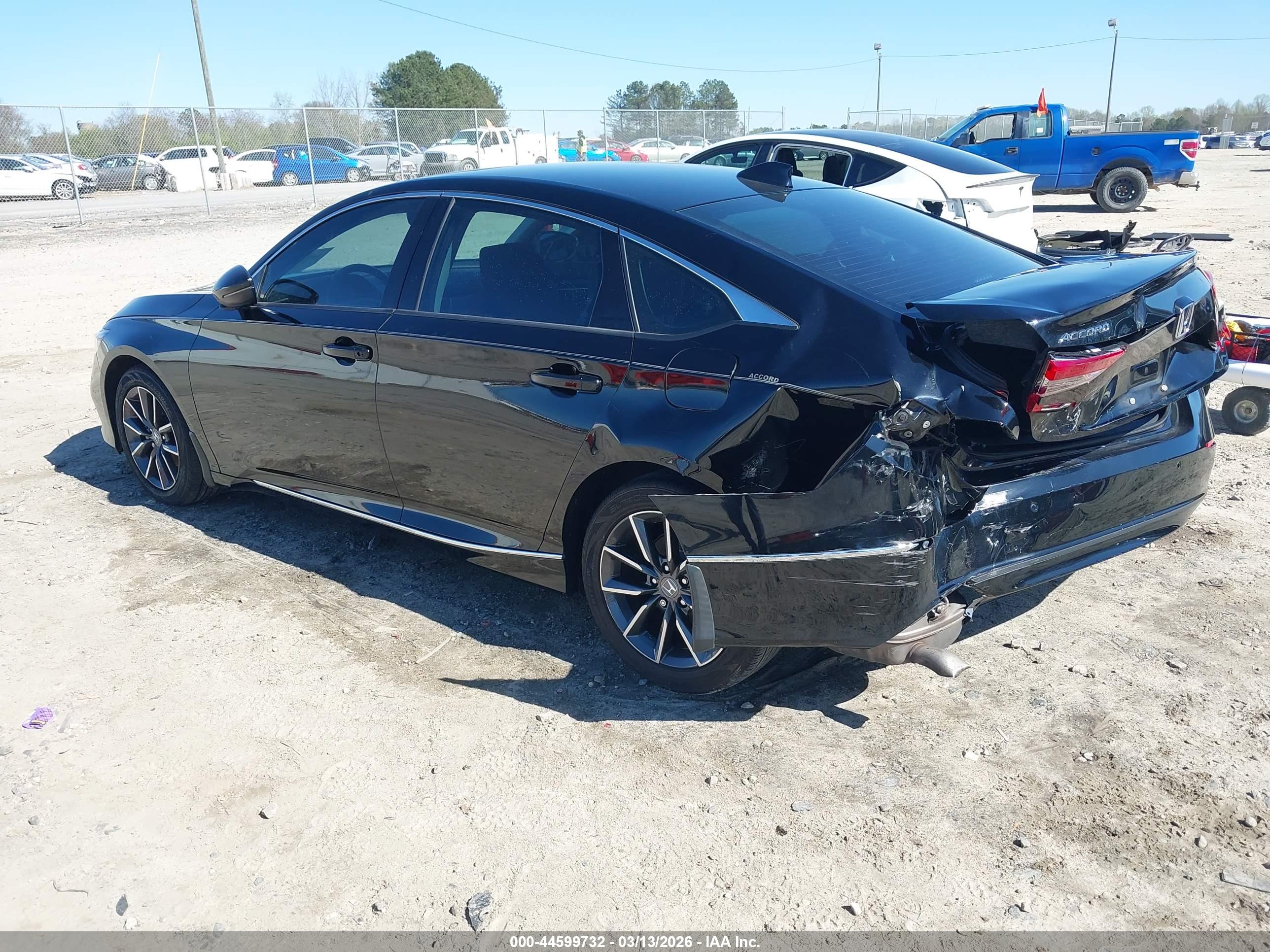 HONDA ACCORD image 3