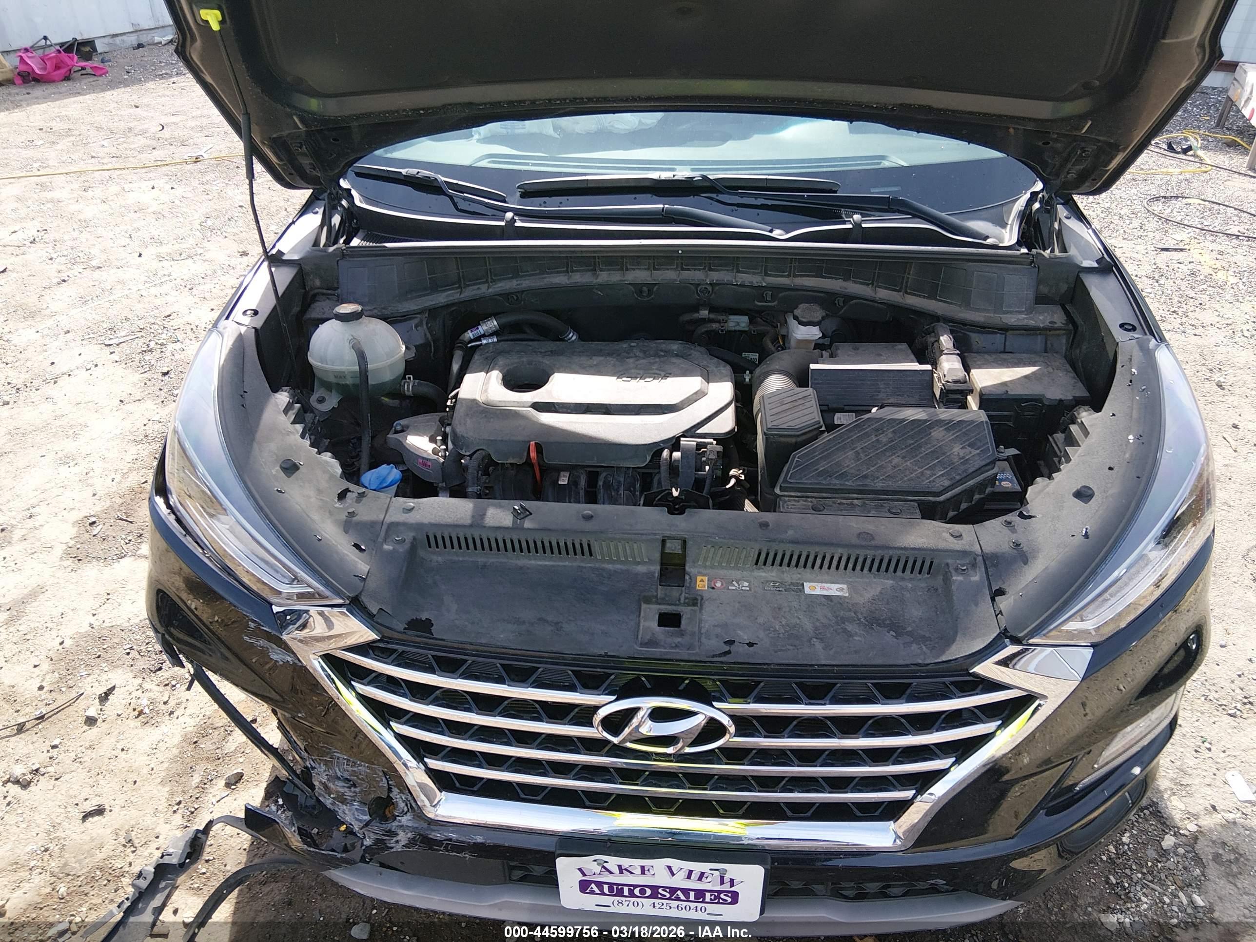 HYUNDAI TUCSON image 10