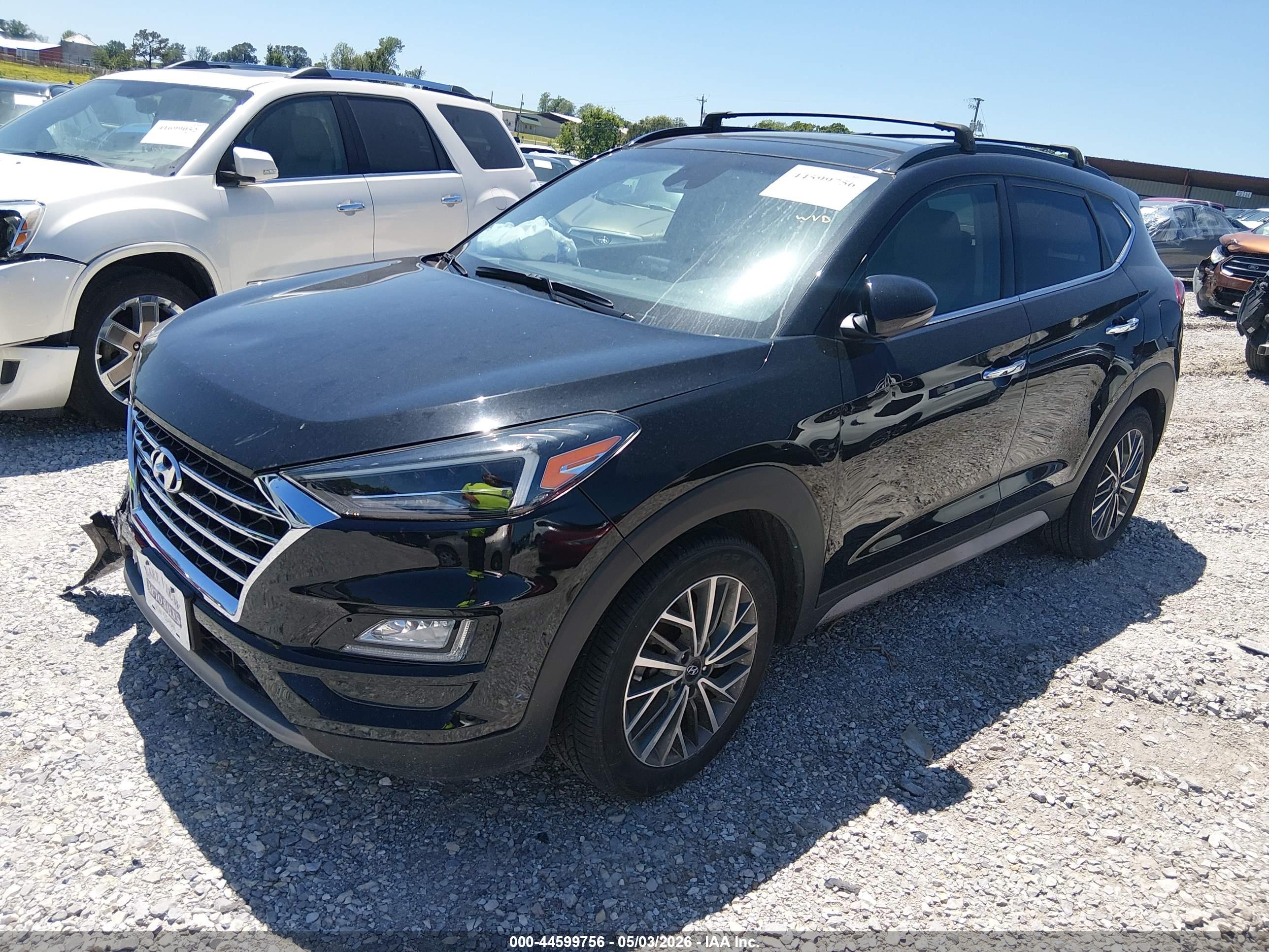 HYUNDAI TUCSON image 2