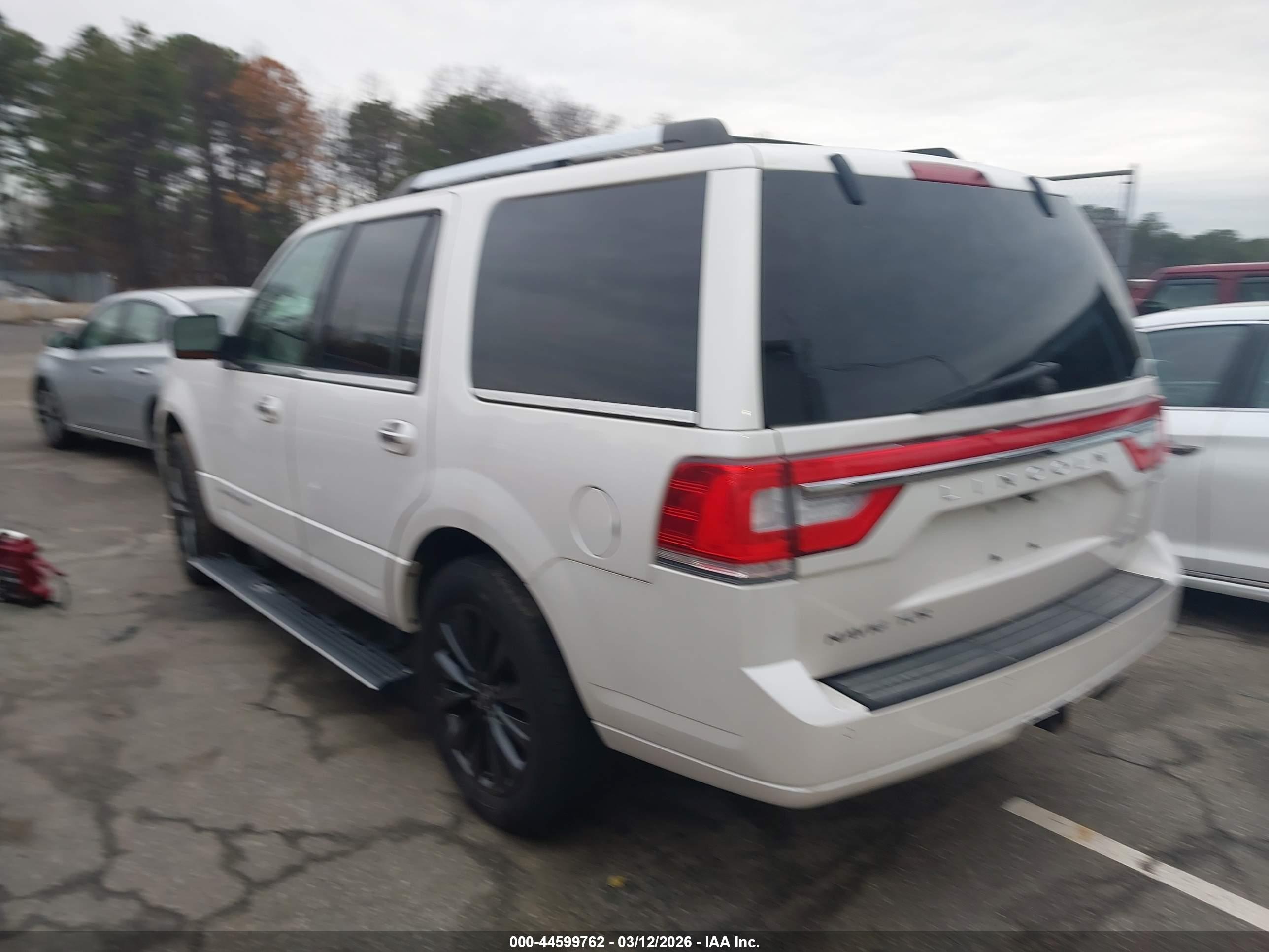 LINCOLN NAVIGATOR image 3