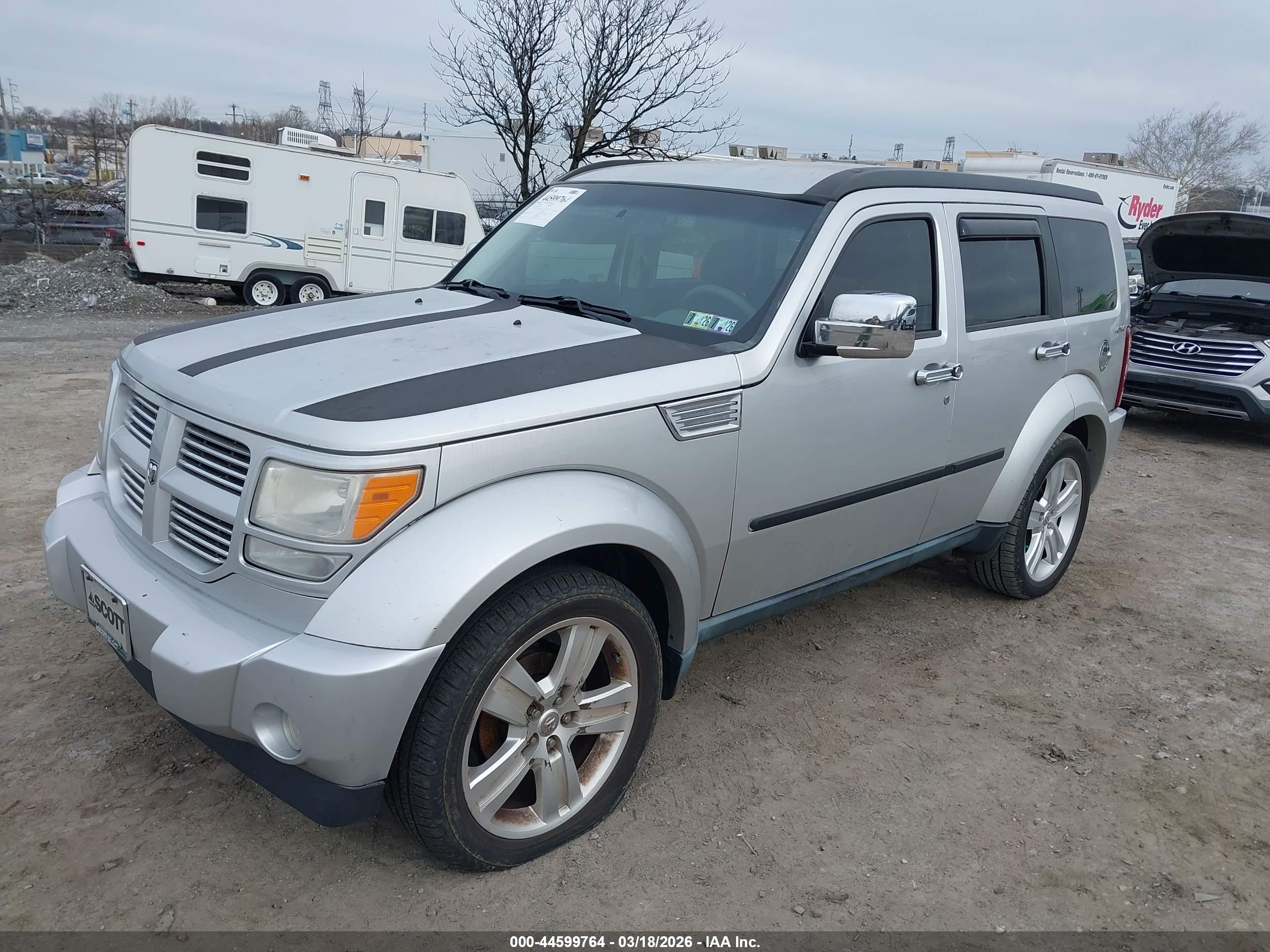 DODGE NITRO image 2