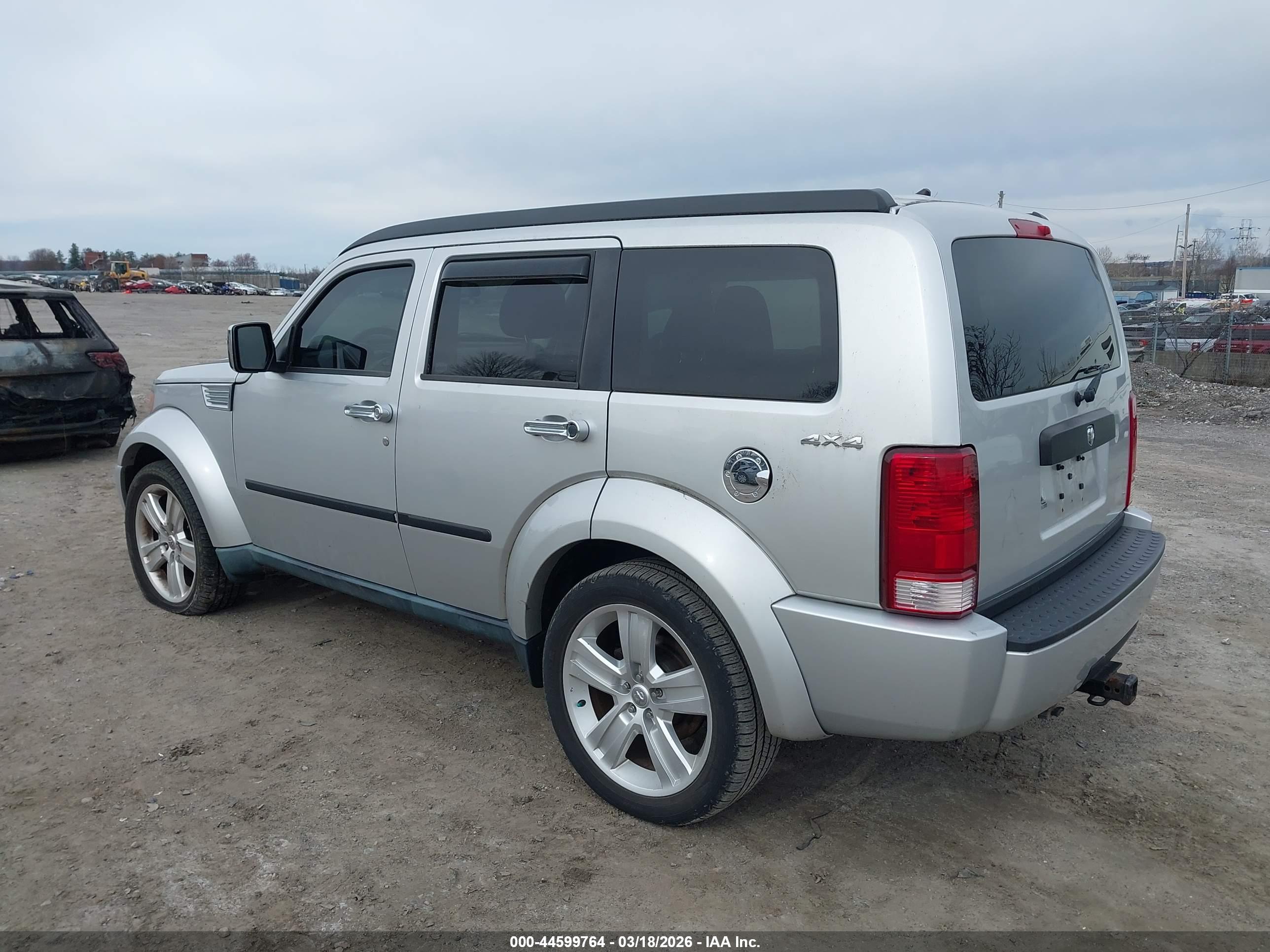DODGE NITRO image 3