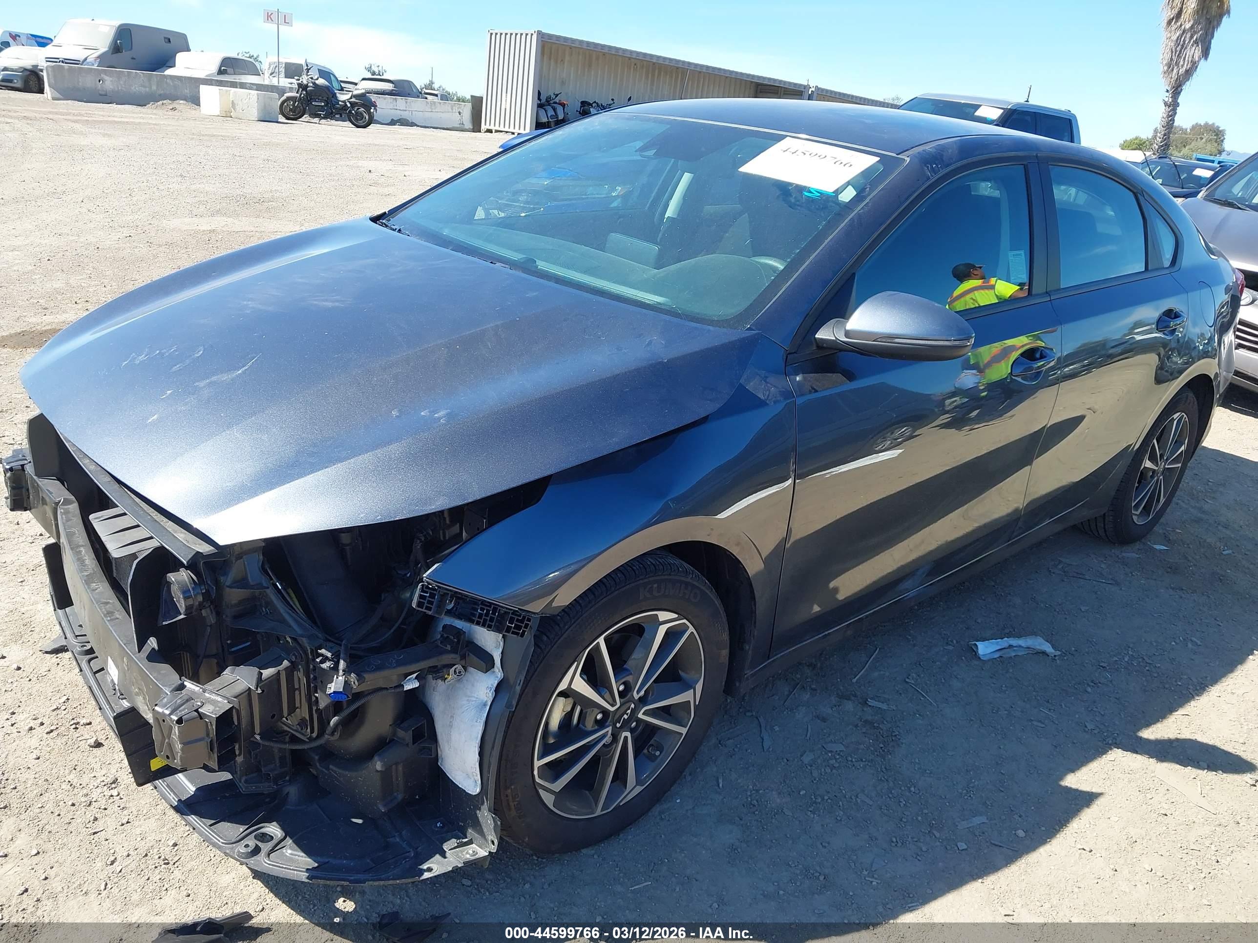 KIA FORTE image 2