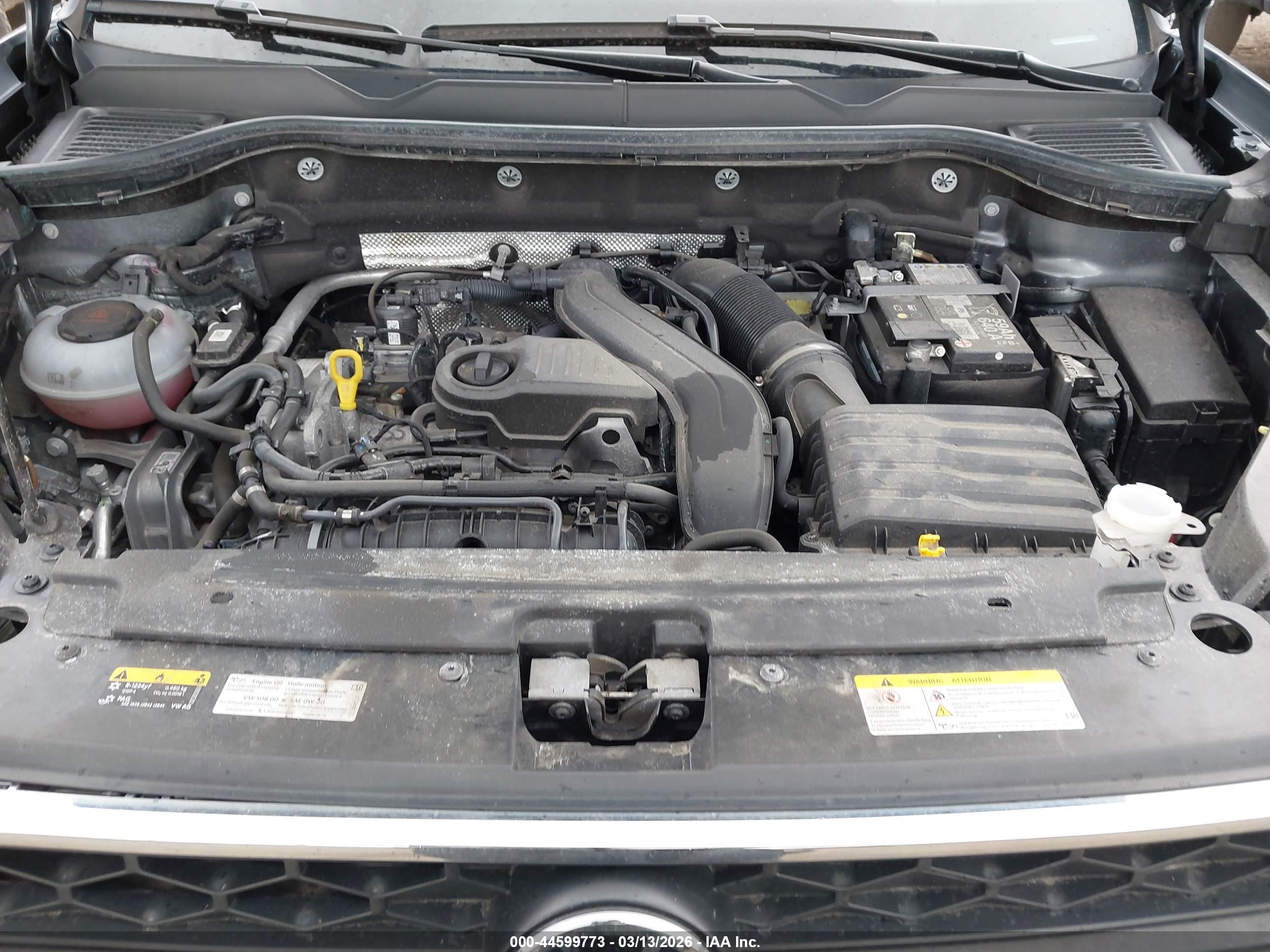 VOLKSWAGEN TAOS image 10