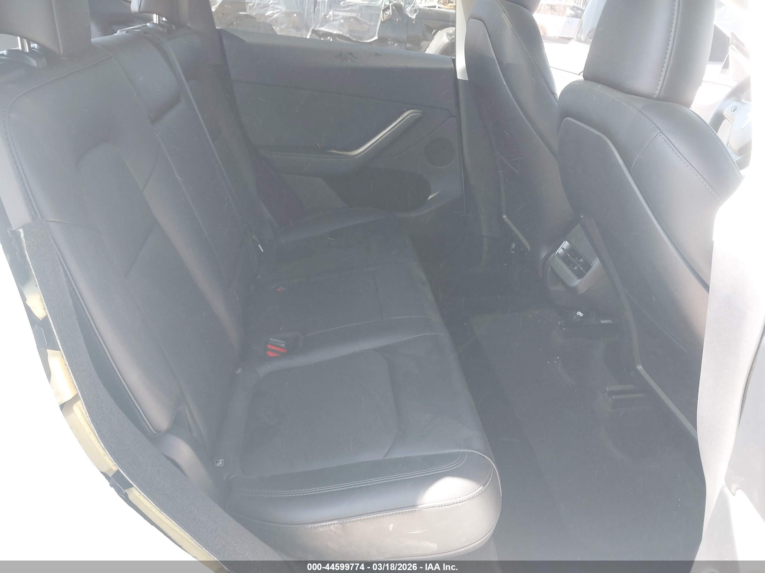 TESLA MODEL image 8