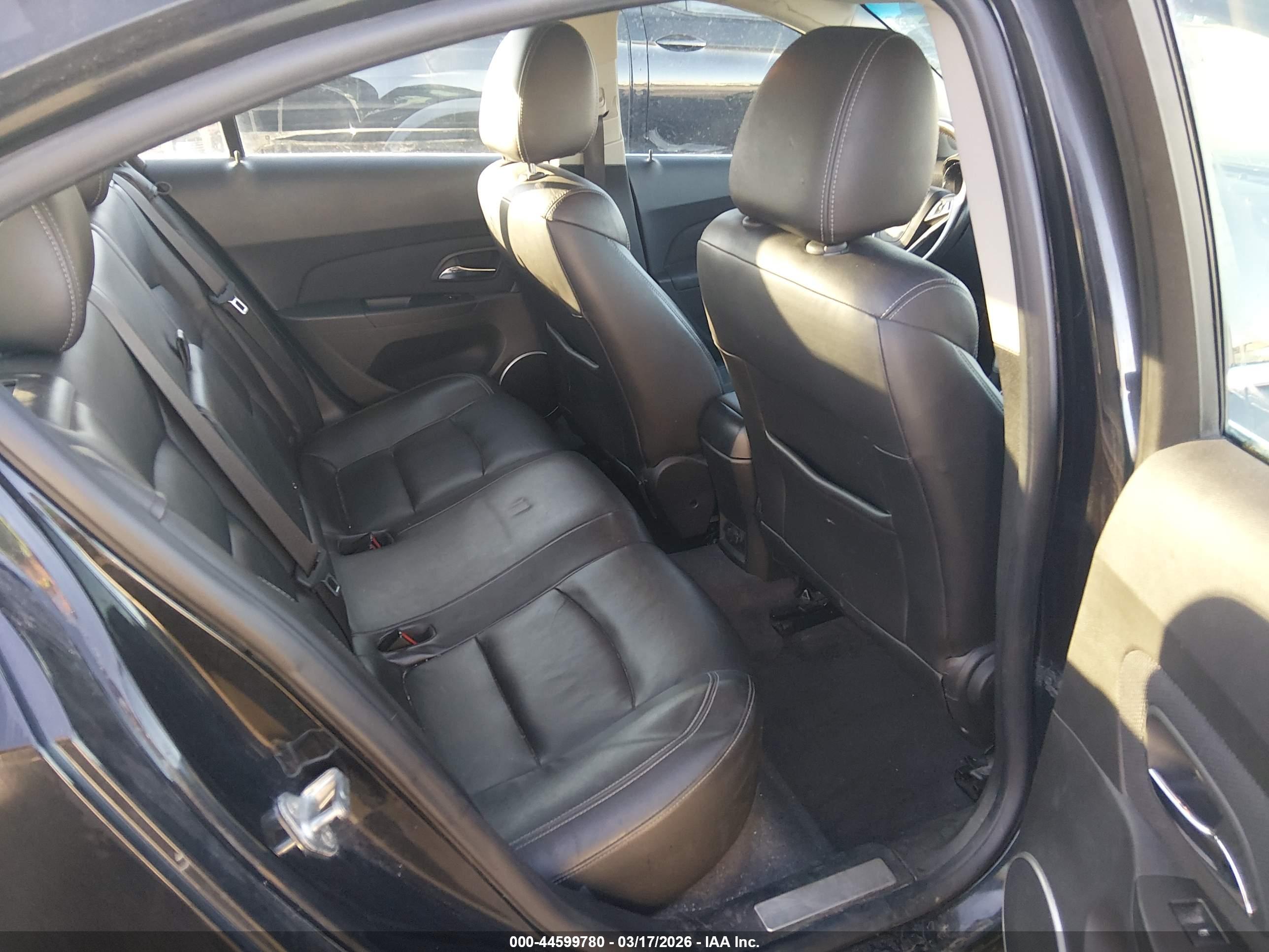 CHEVROLET CRUZE image 8