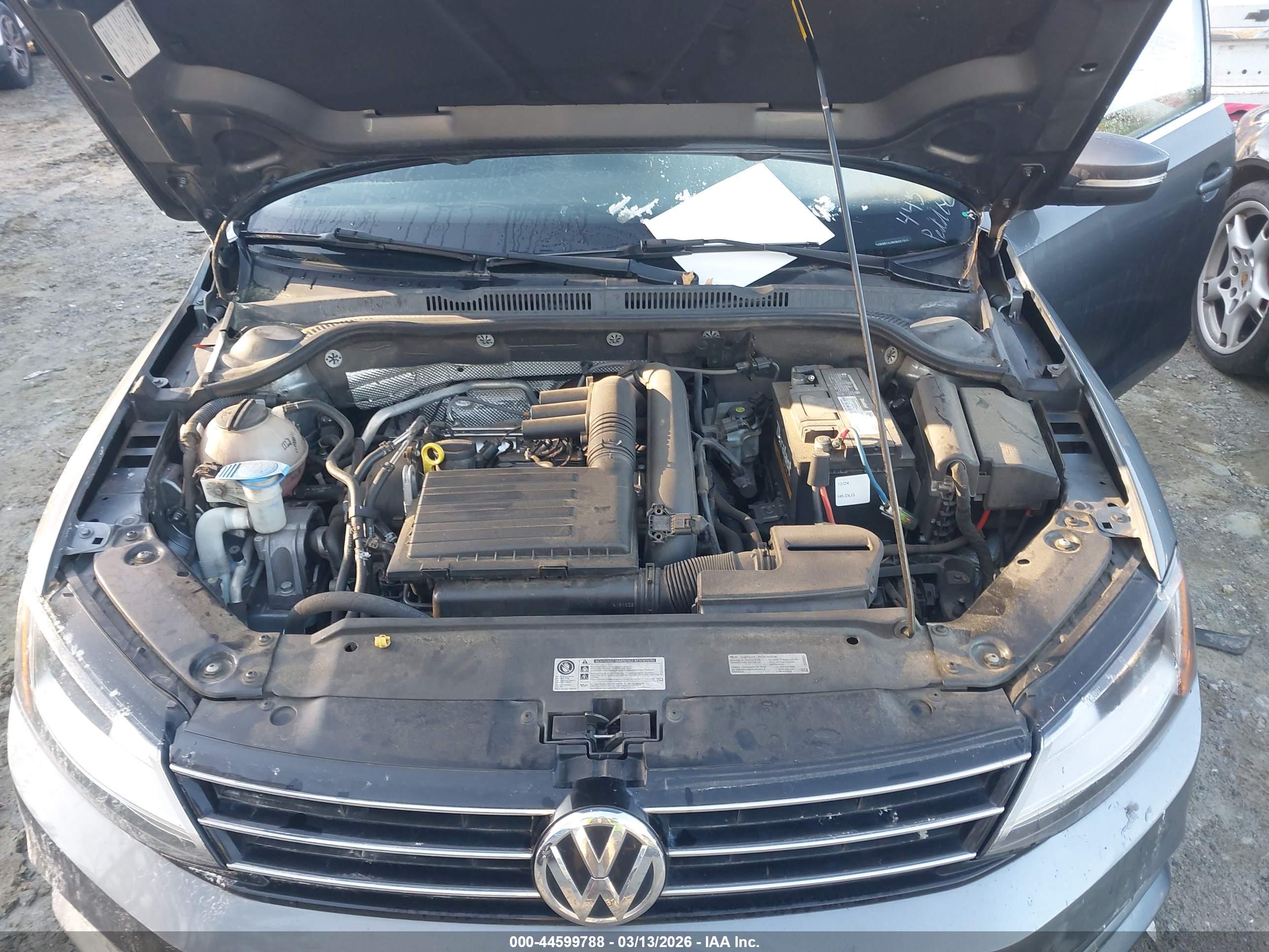 VOLKSWAGEN JETTA image 10