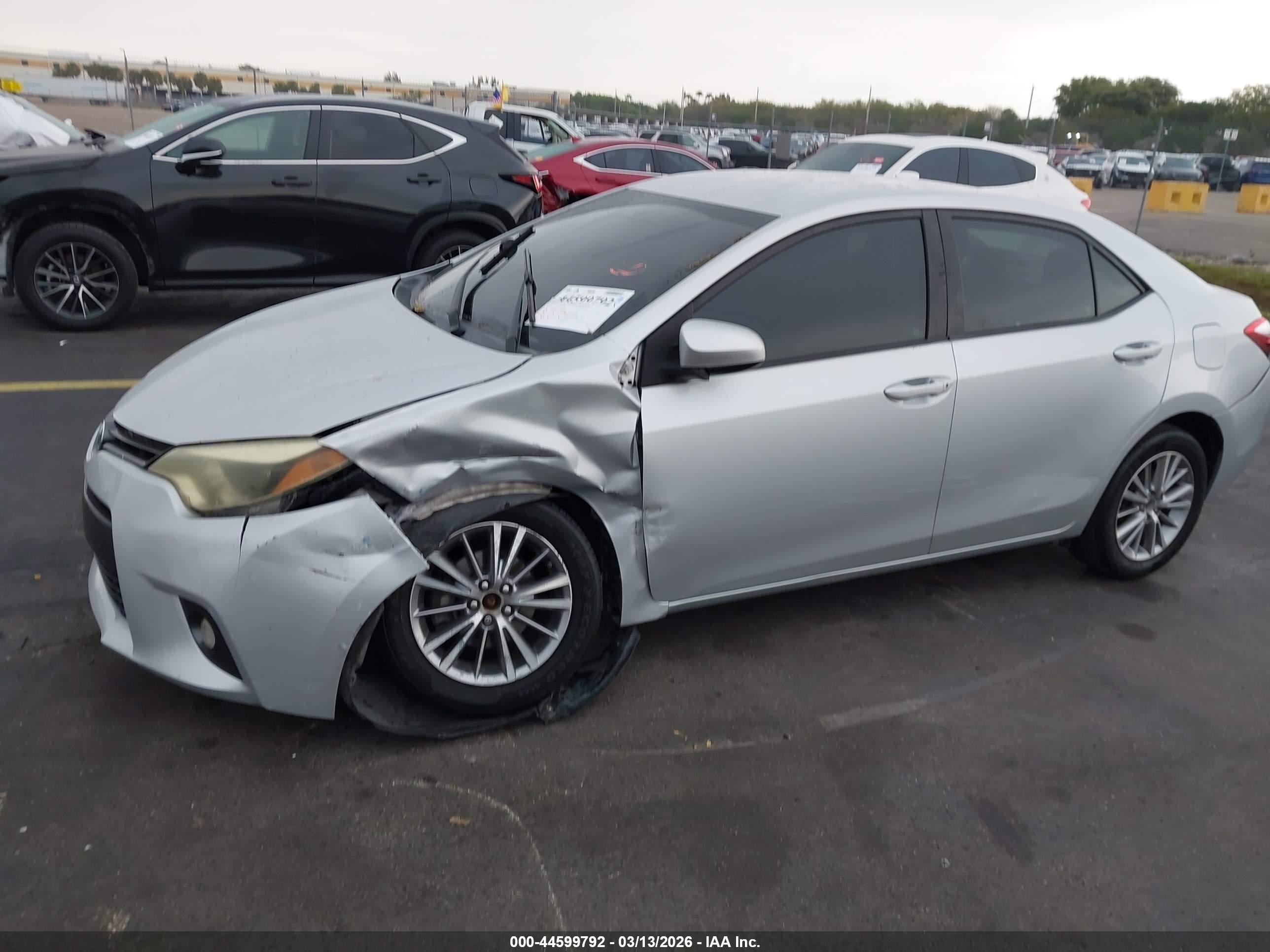 TOYOTA COROLLA image 6