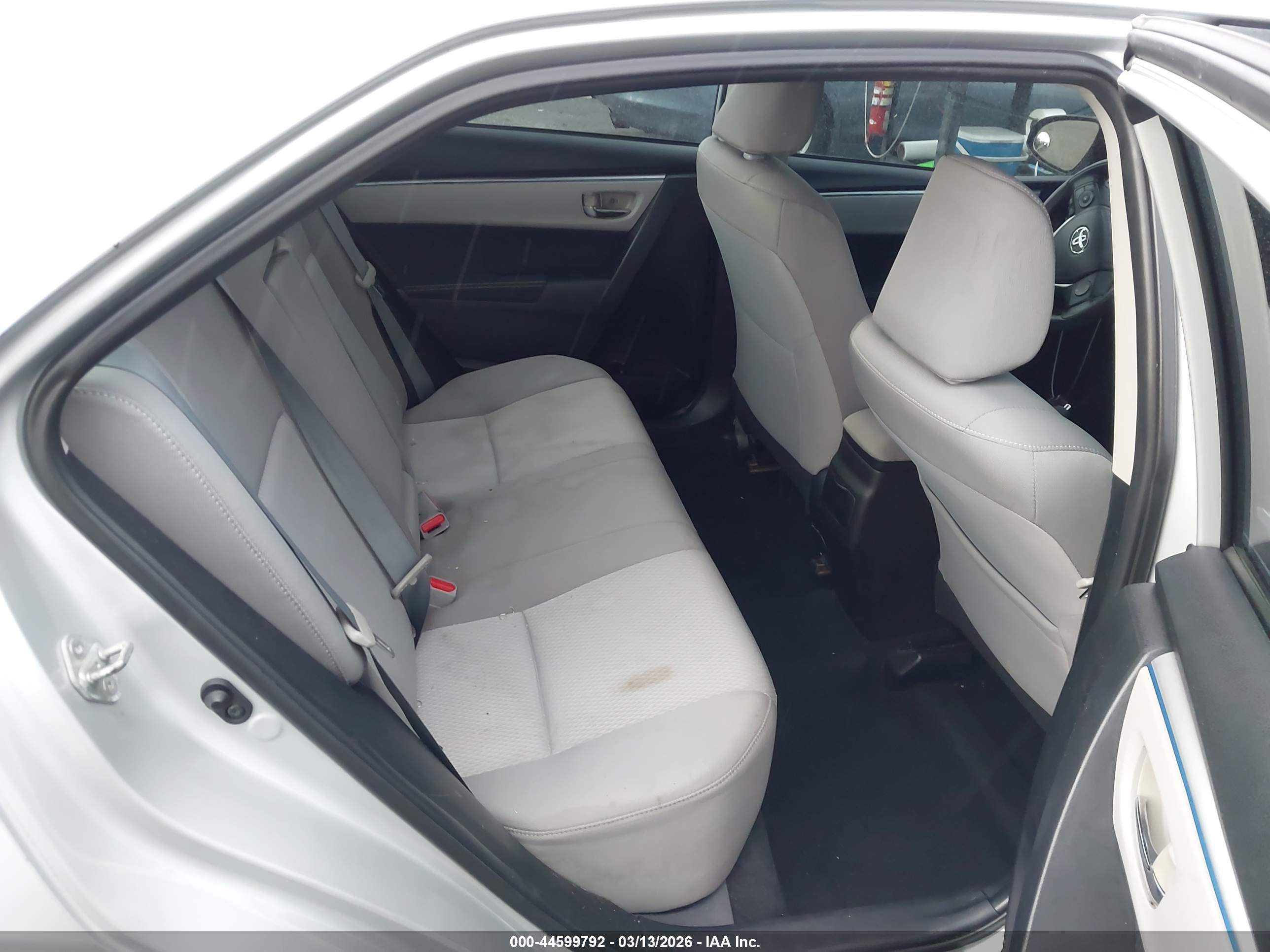 TOYOTA COROLLA image 8