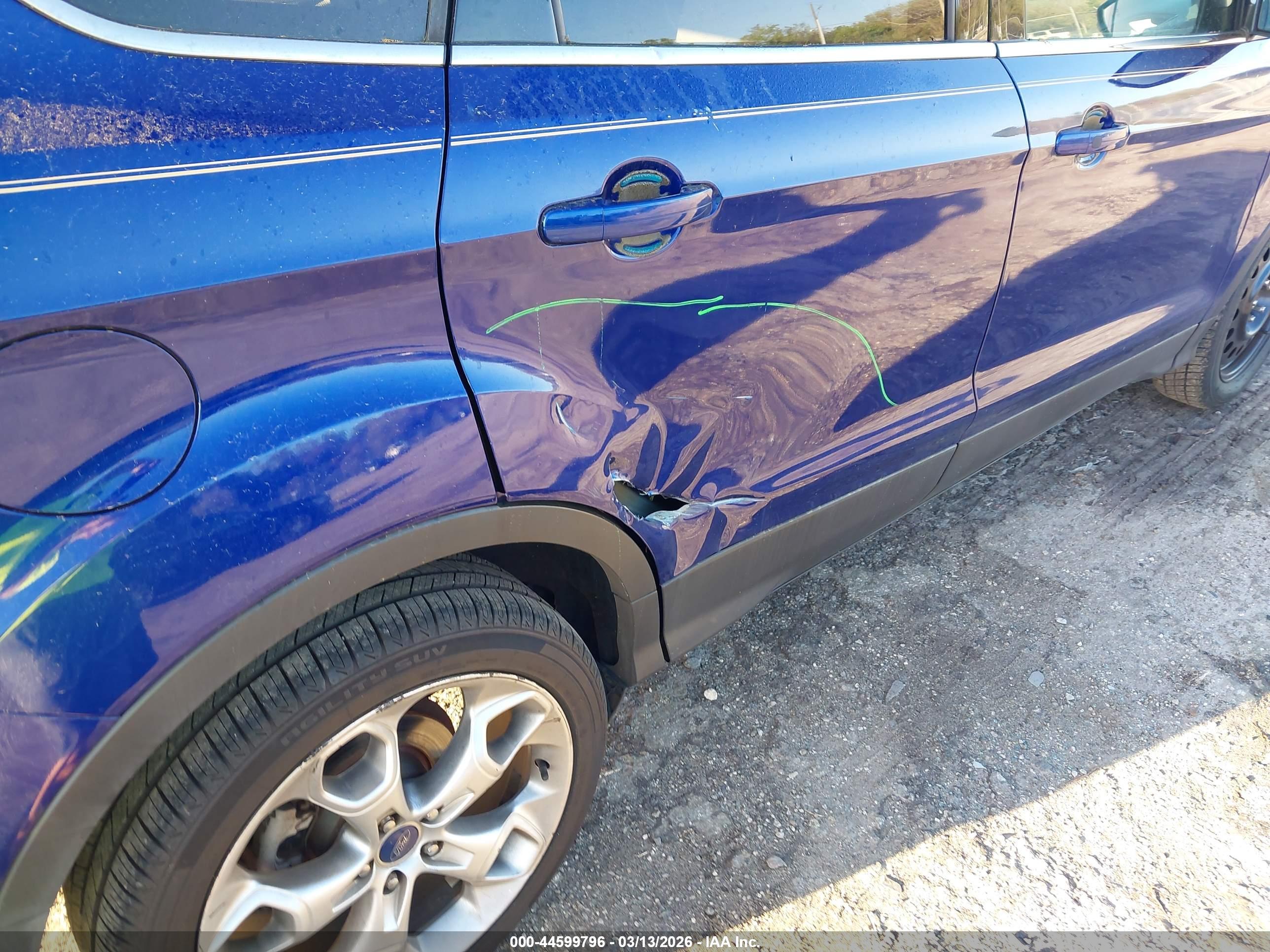 FORD ESCAPE image 6