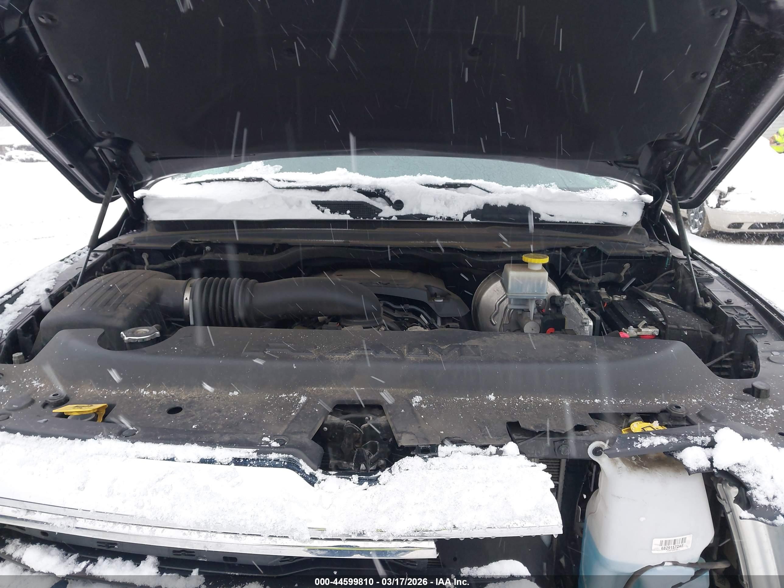 RAM 1500 image 10