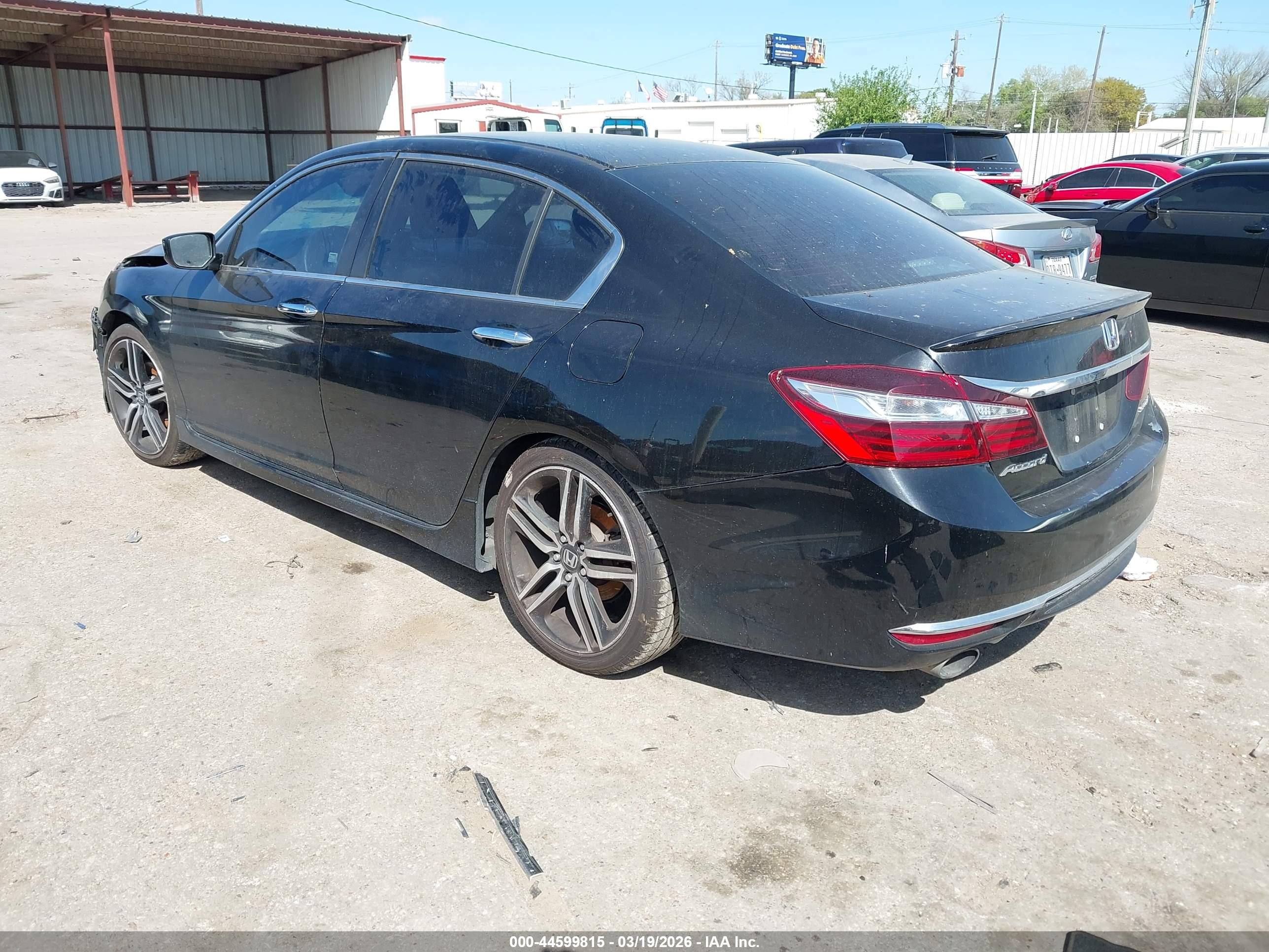 HONDA ACCORD image 3