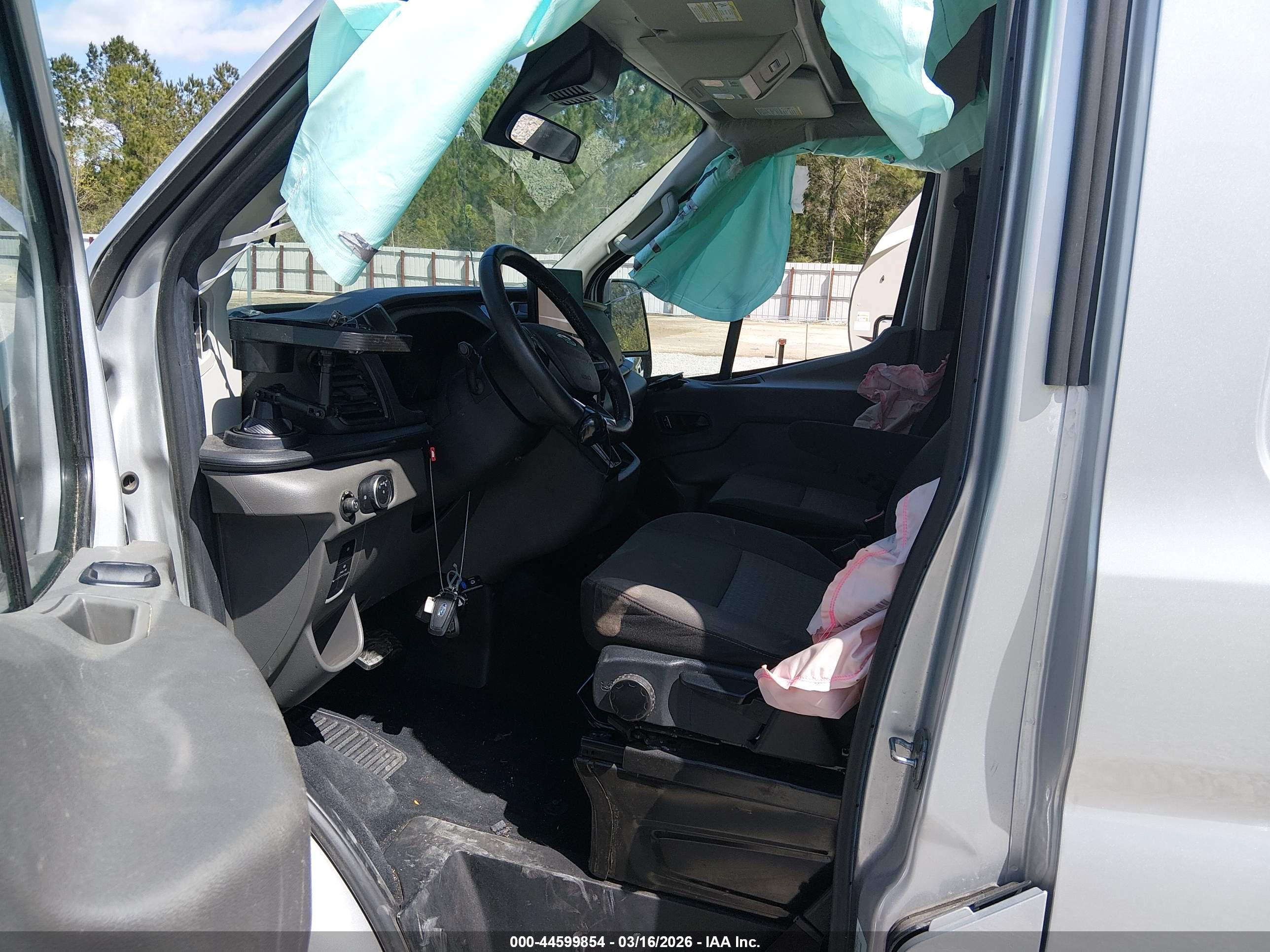 FORD TRANSIT-350 image 5