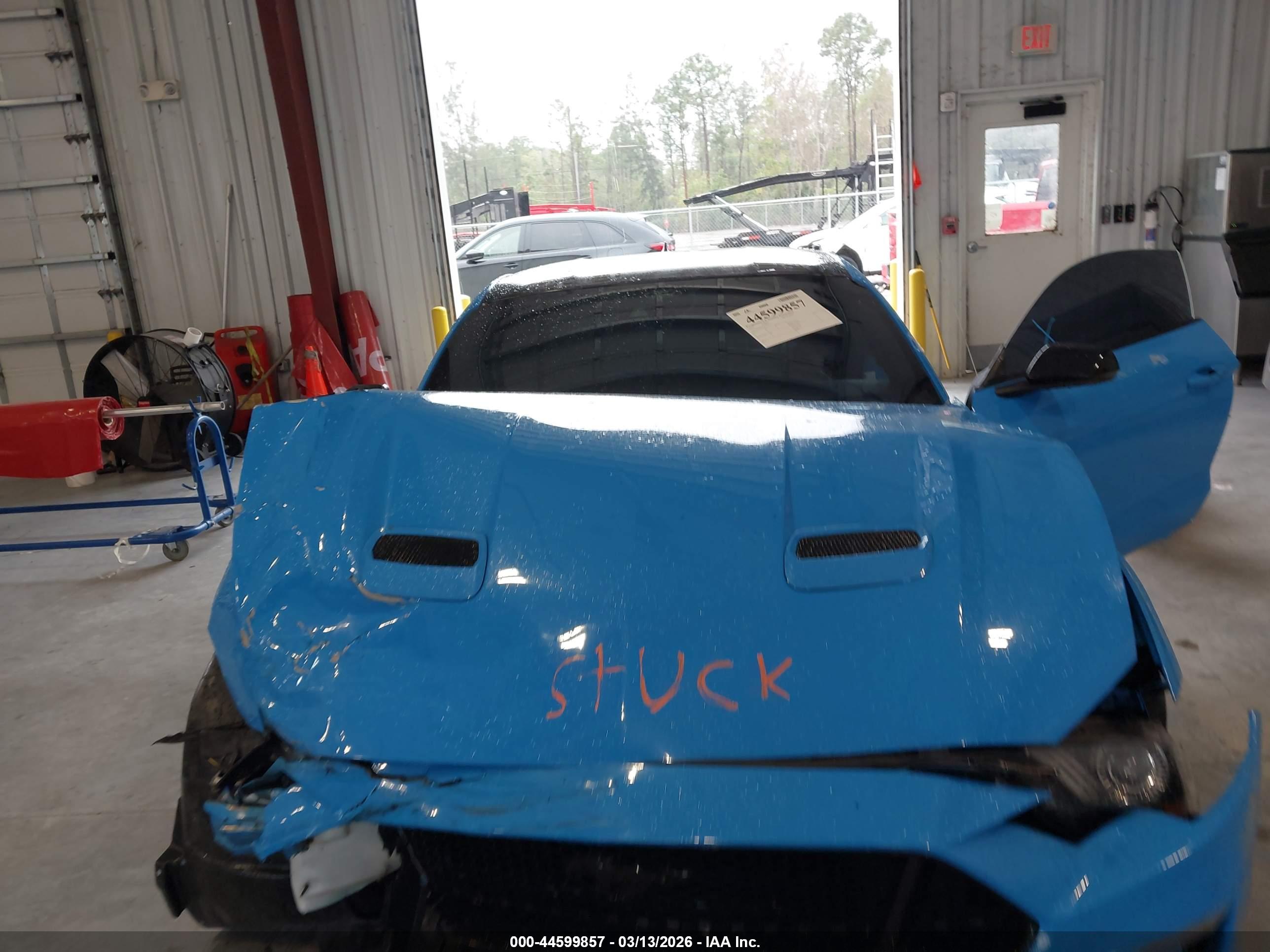 FORD MUSTANG image 10