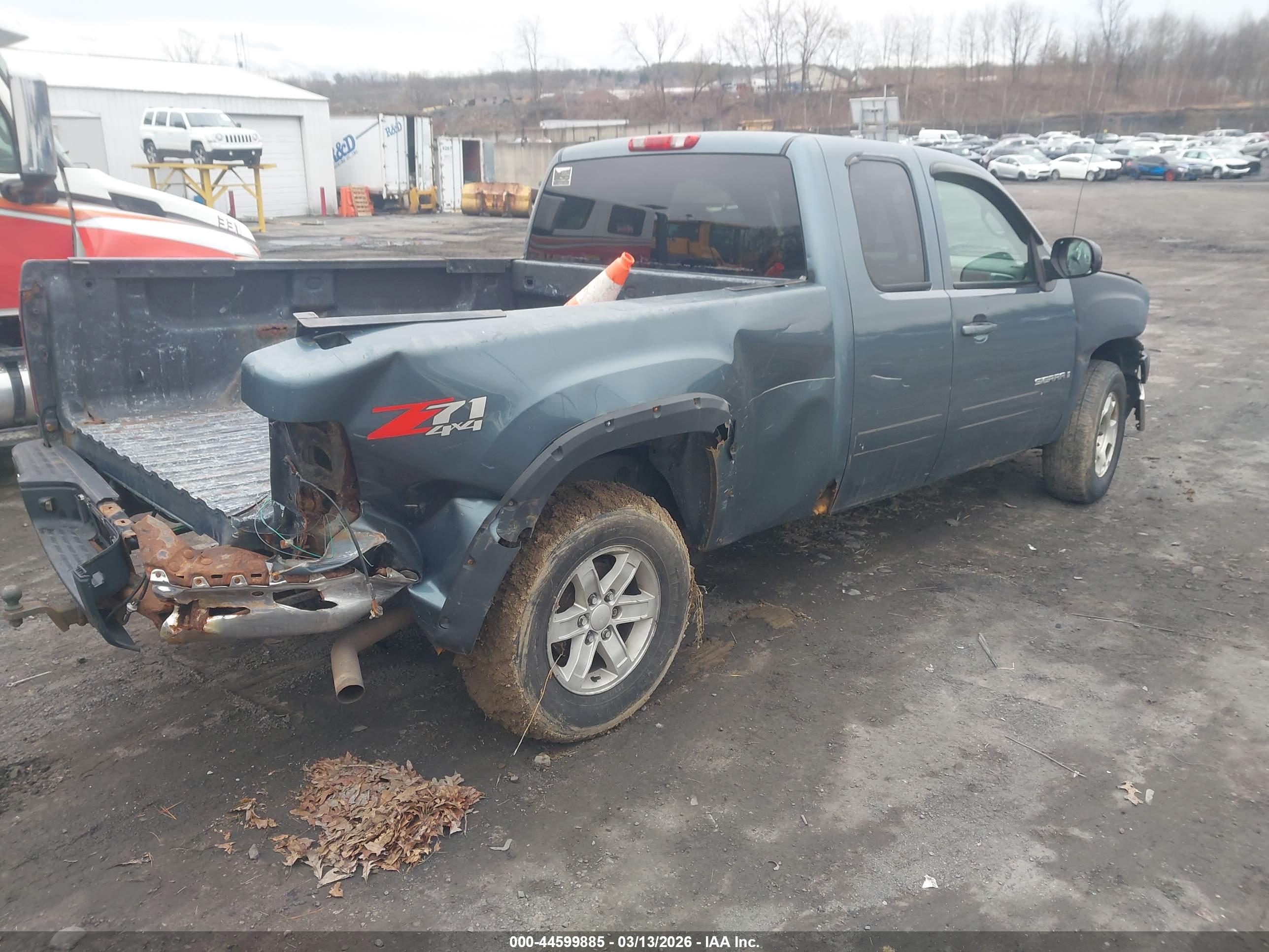GMC SIERRA image 4
