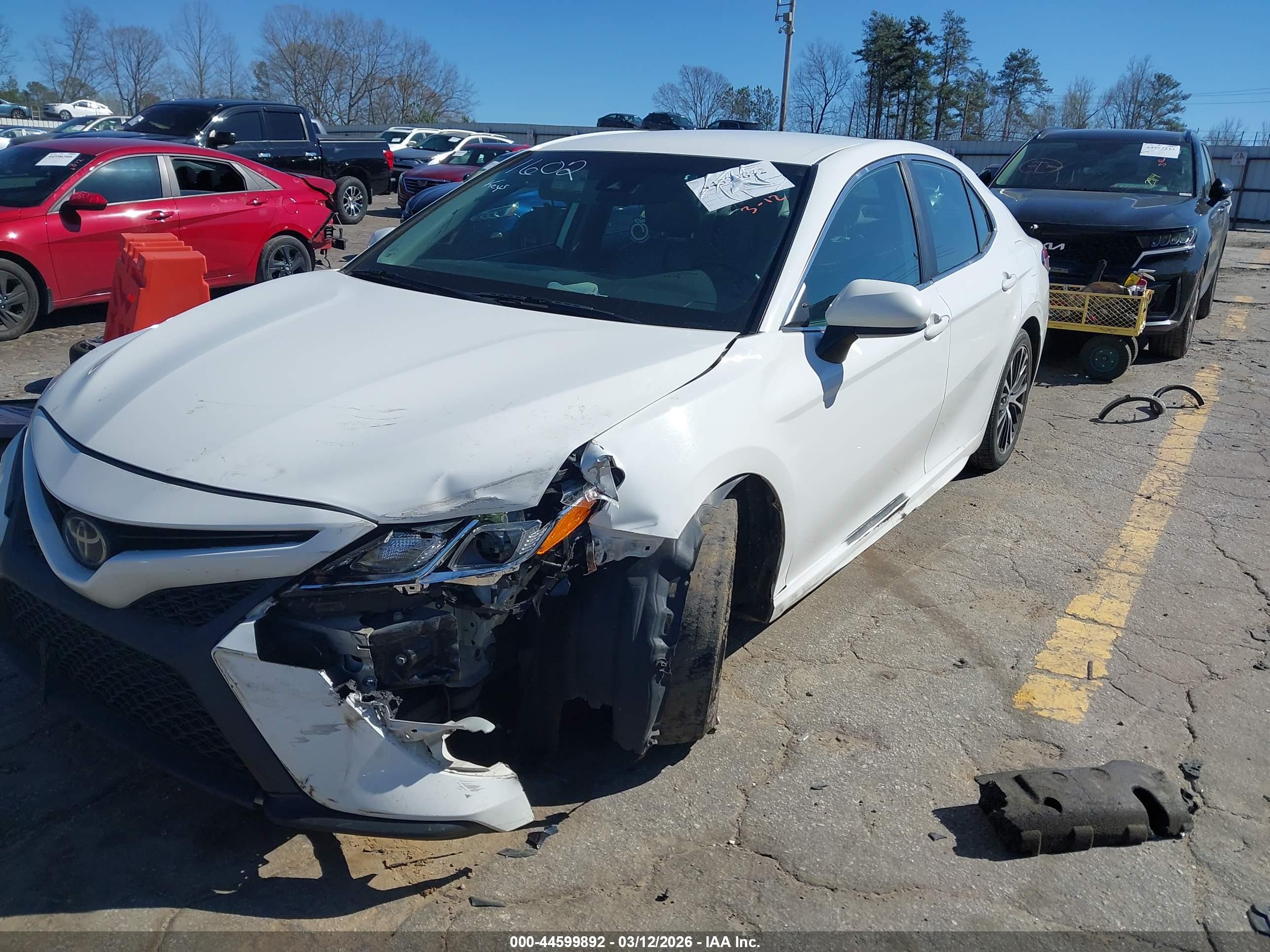 TOYOTA CAMRY image 6