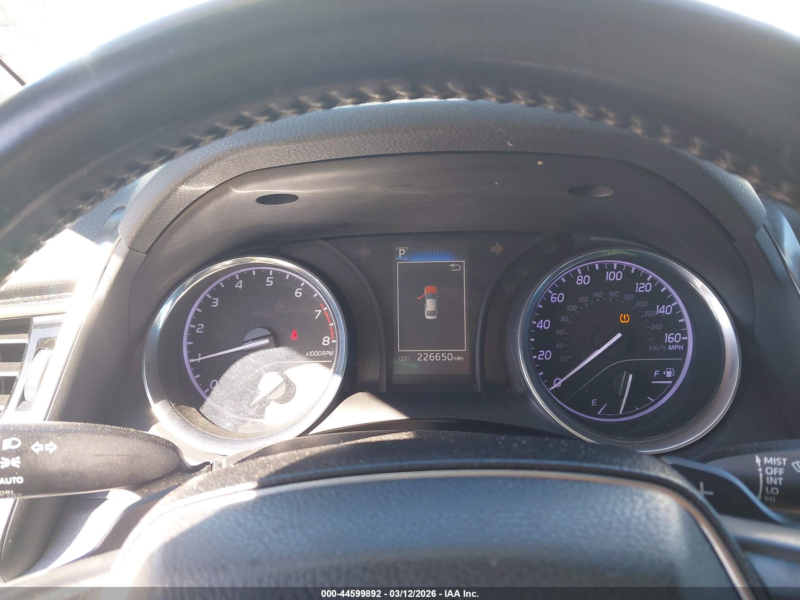 TOYOTA CAMRY image 7