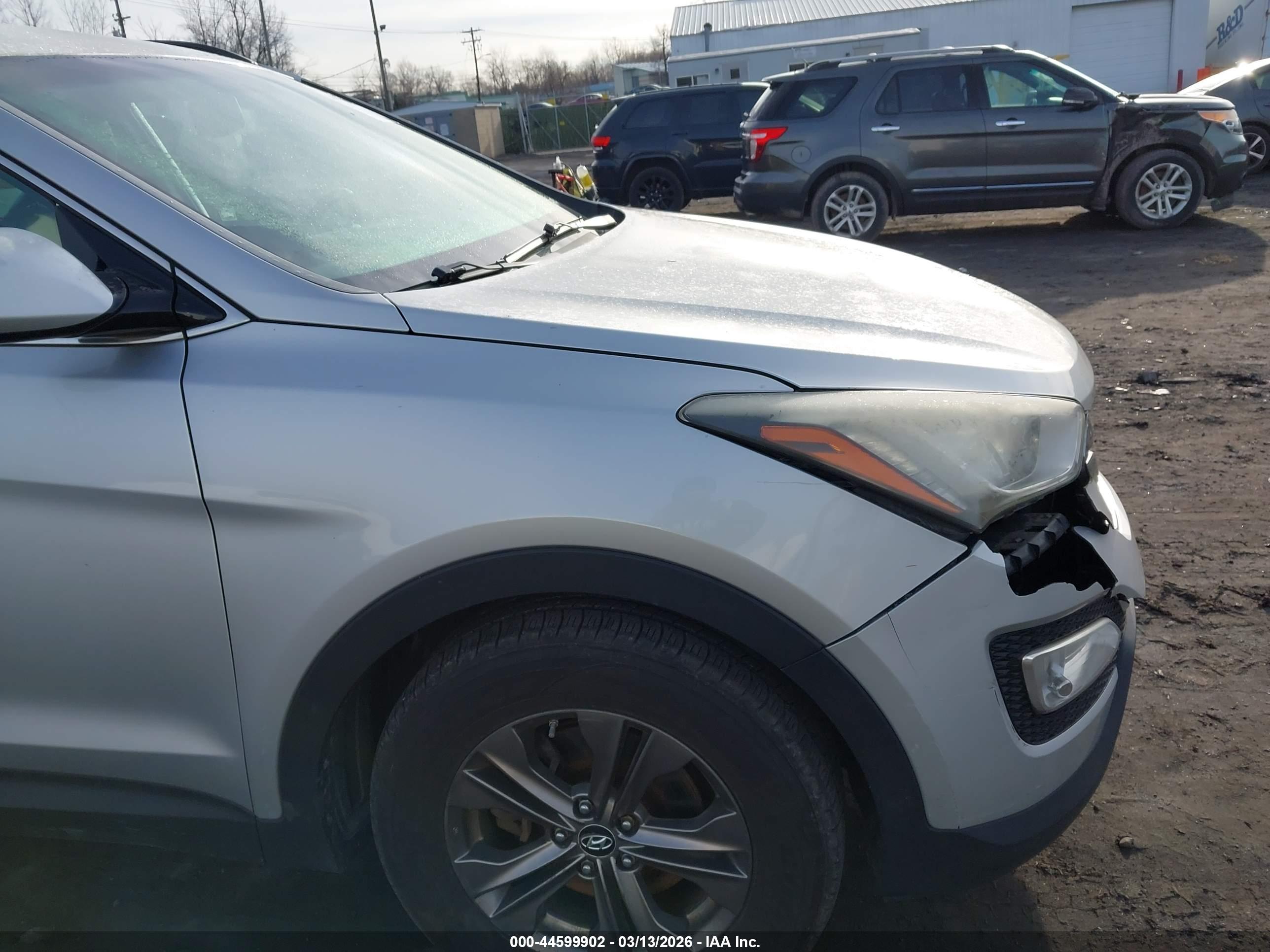 HYUNDAI SANTA image 6