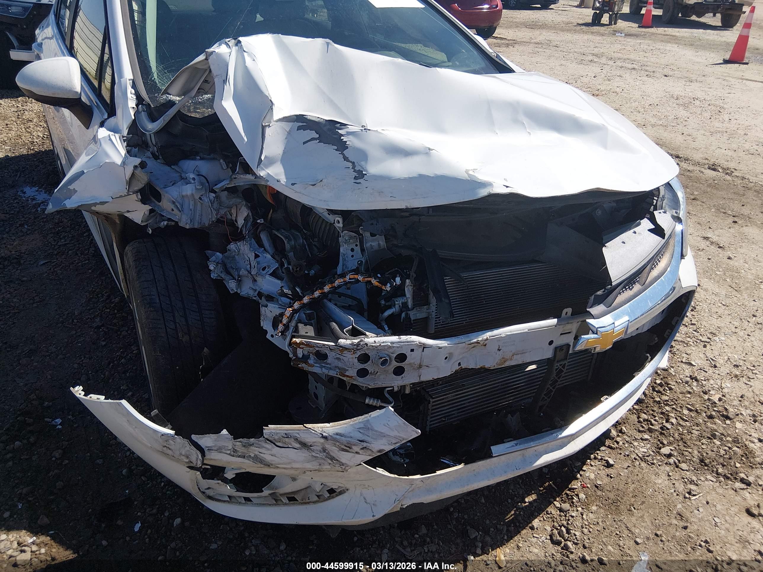 CHEVROLET CRUZE image 6