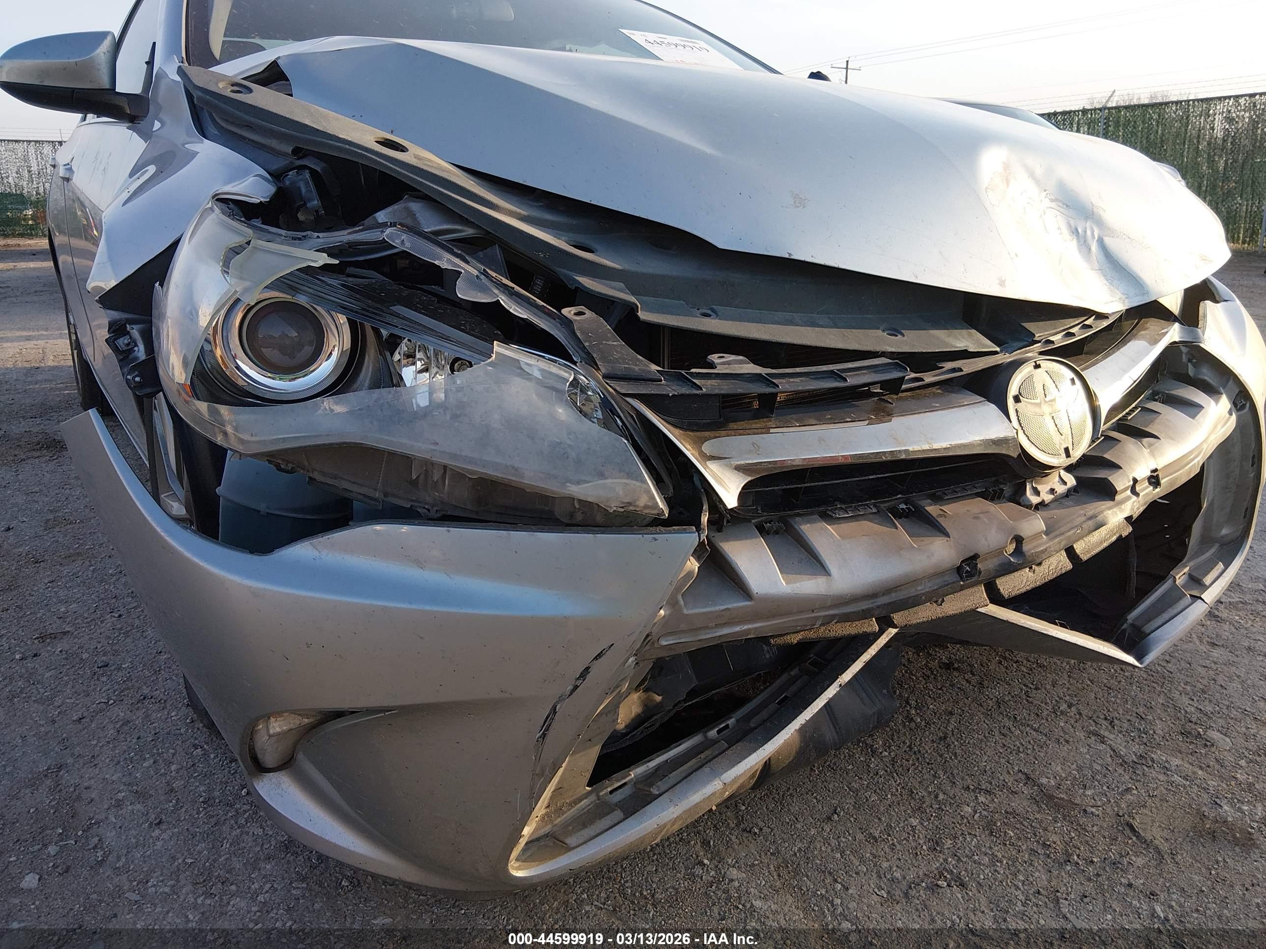 TOYOTA CAMRY image 6