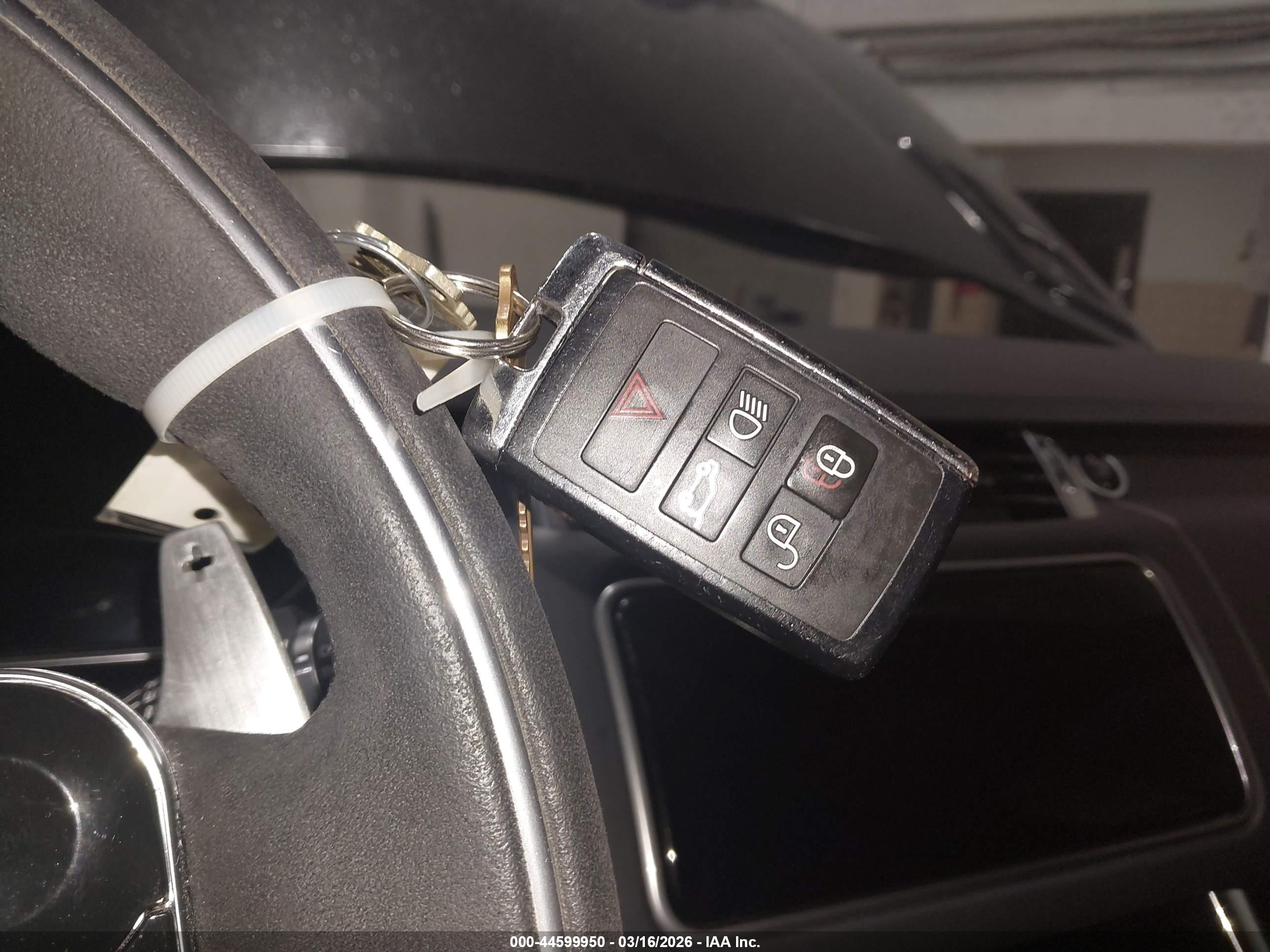 LAND ROVER image 11