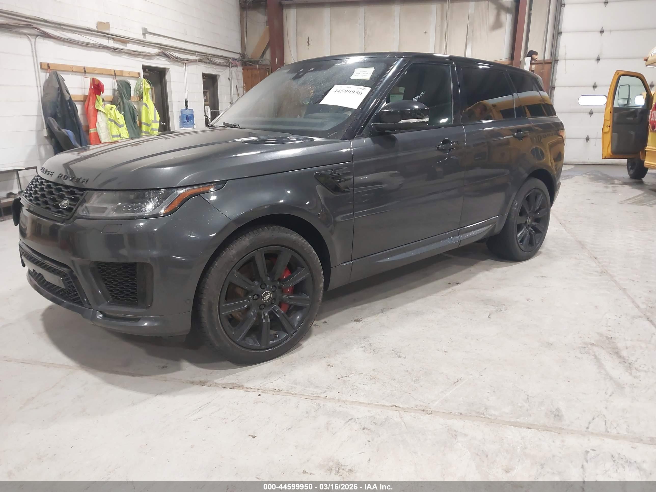 LAND ROVER image 2