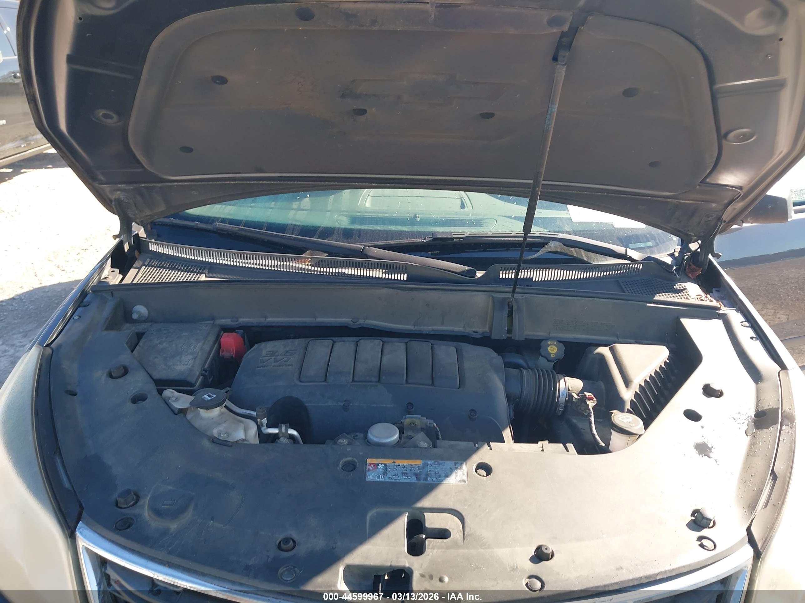 CHEVROLET TRAVERSE image 10