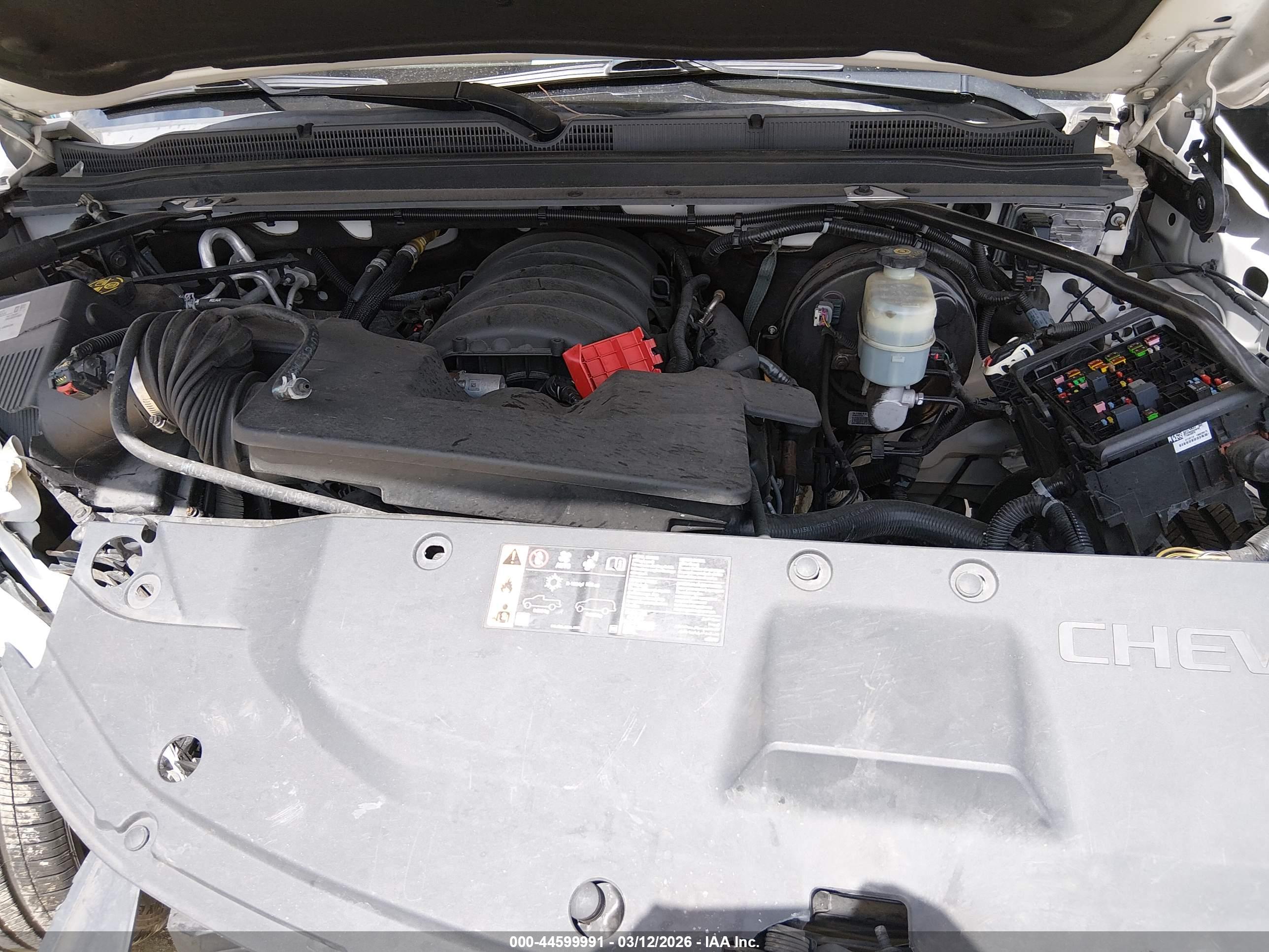 CHEVROLET SUBURBAN image 10