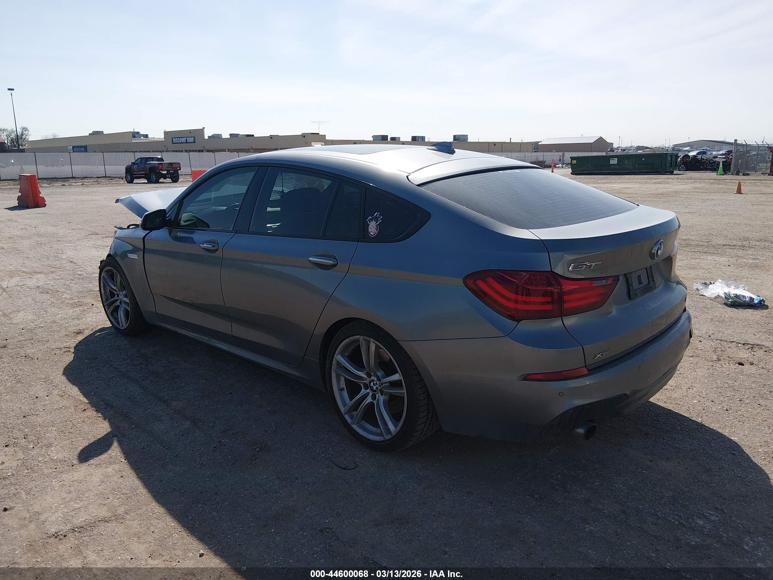 BMW 535I image 3
