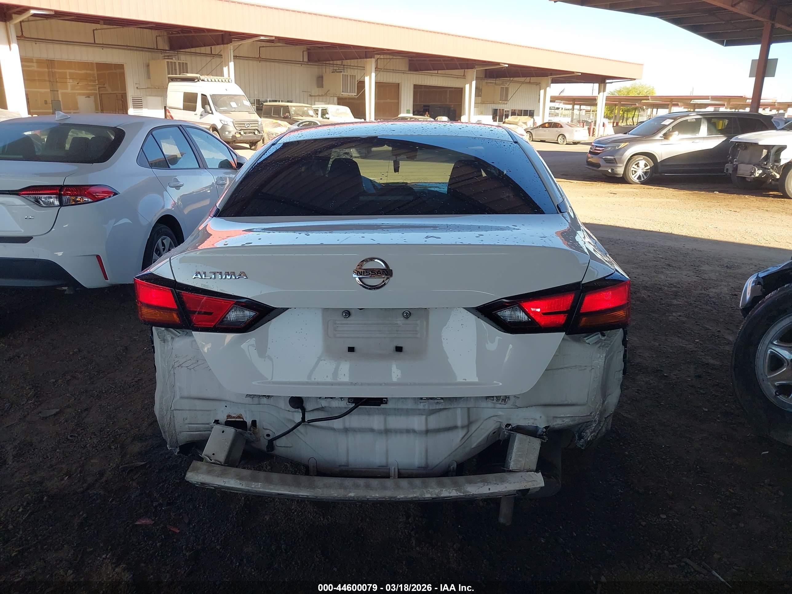 NISSAN ALTIMA image 6