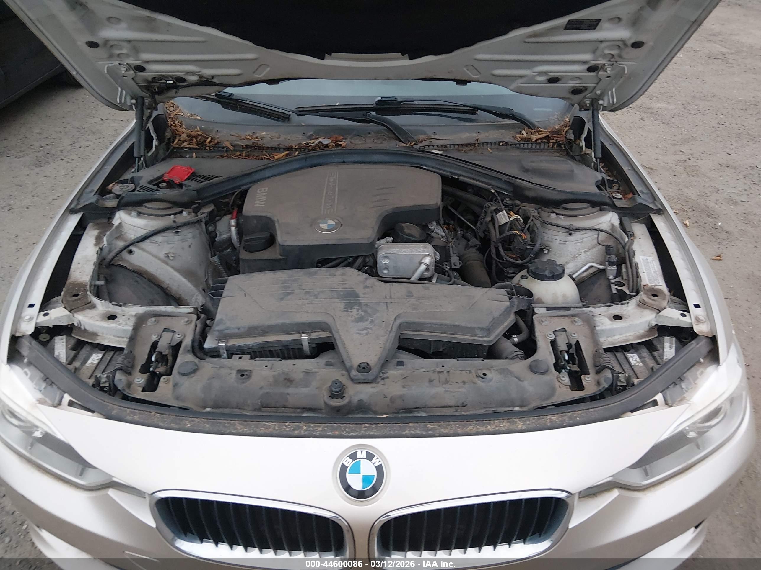 BMW 328I image 10