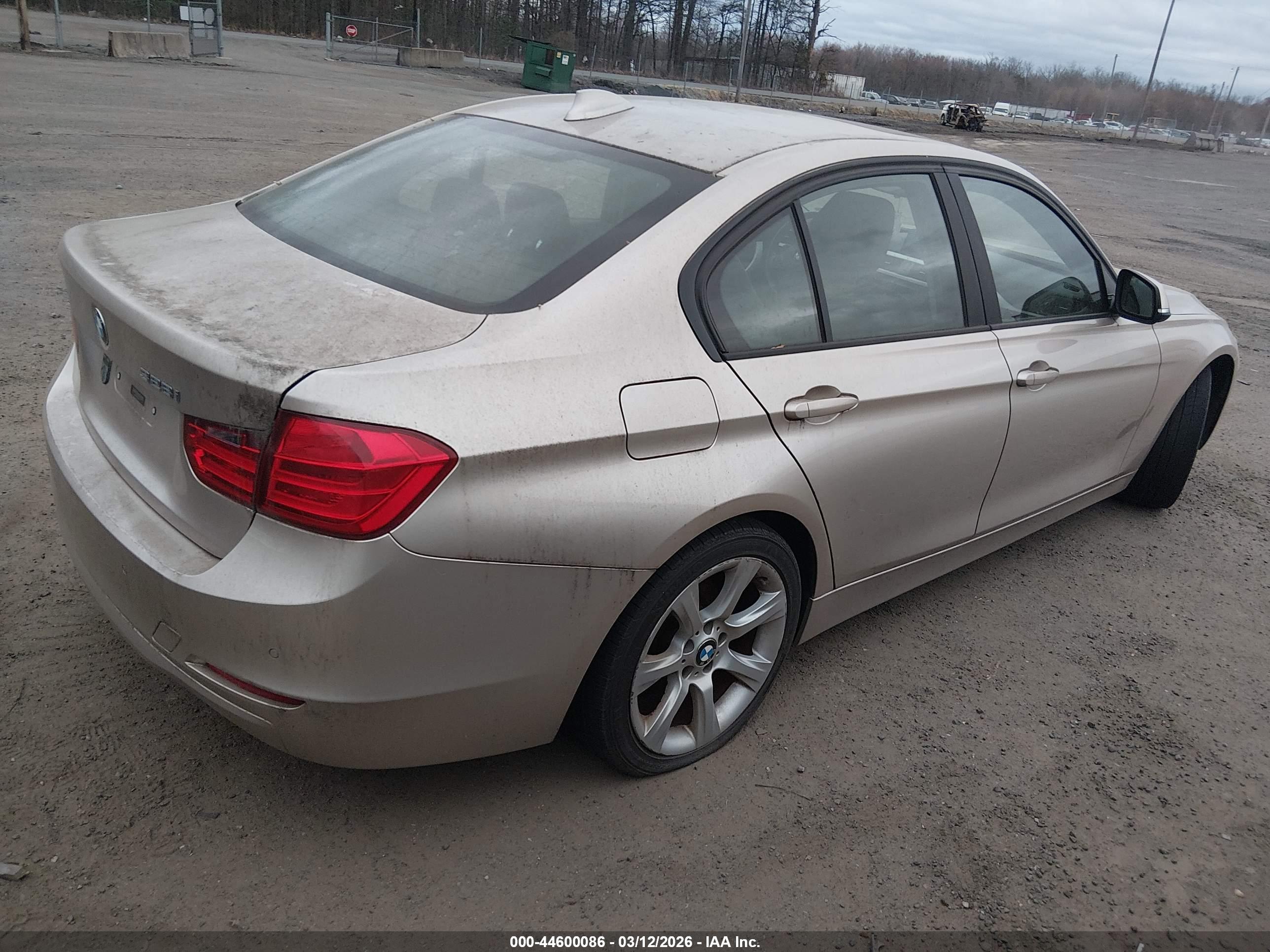 BMW 328I image 4