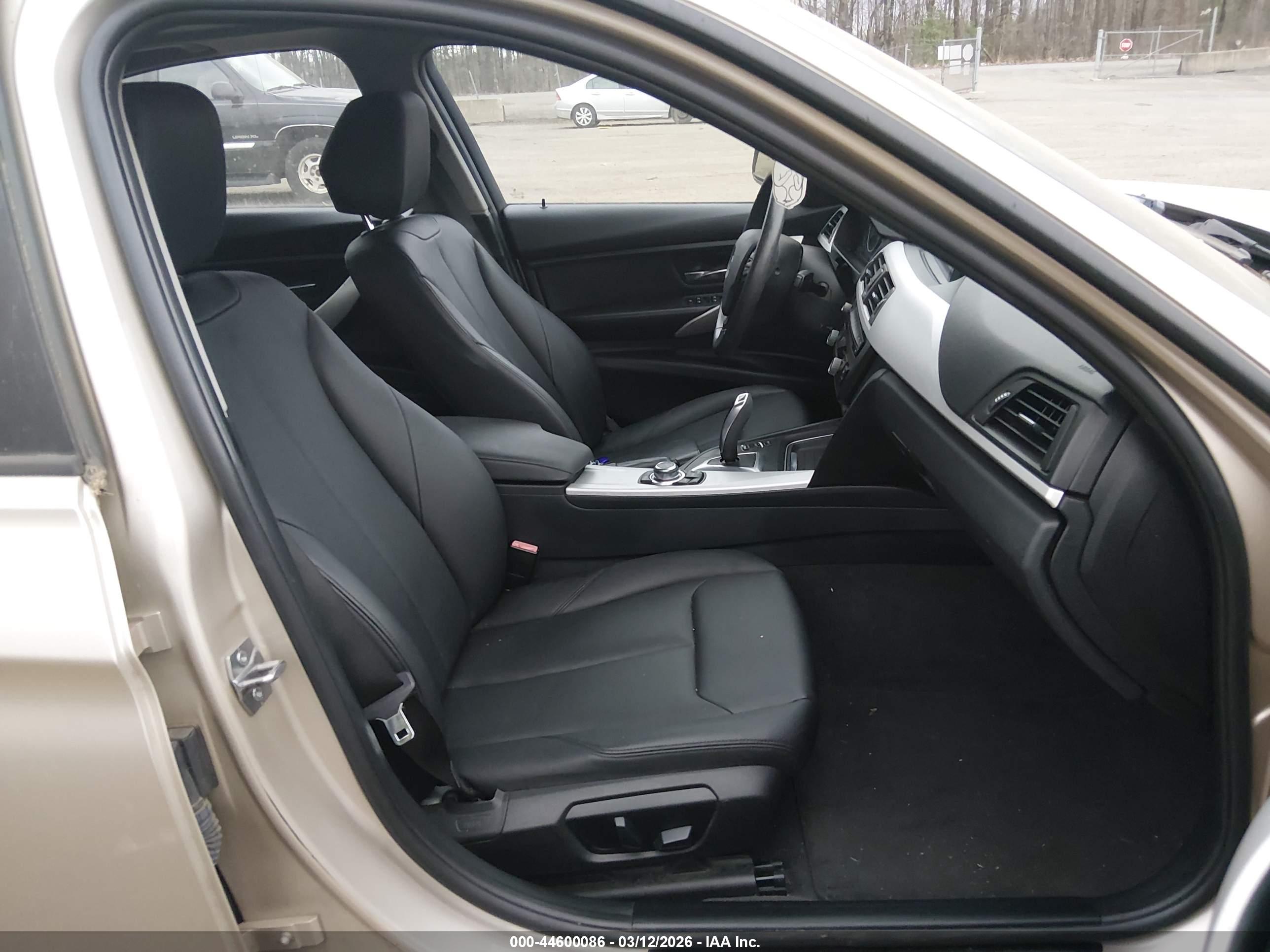 BMW 328I image 5