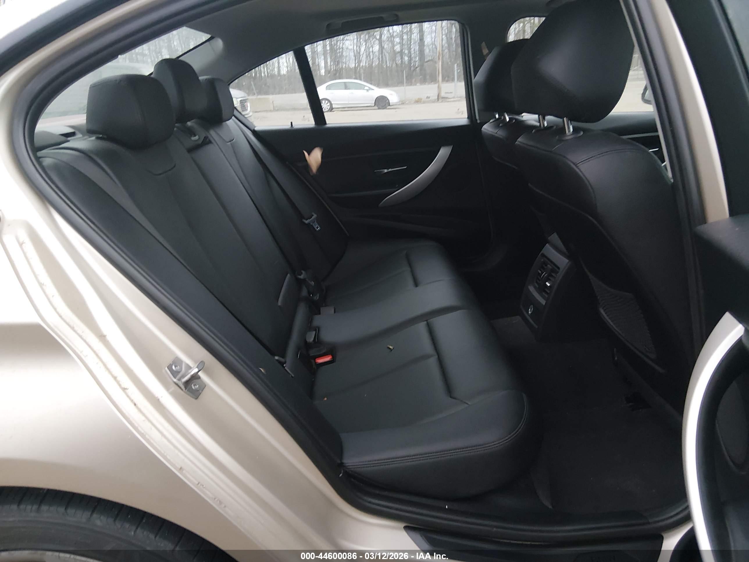 BMW 328I image 8