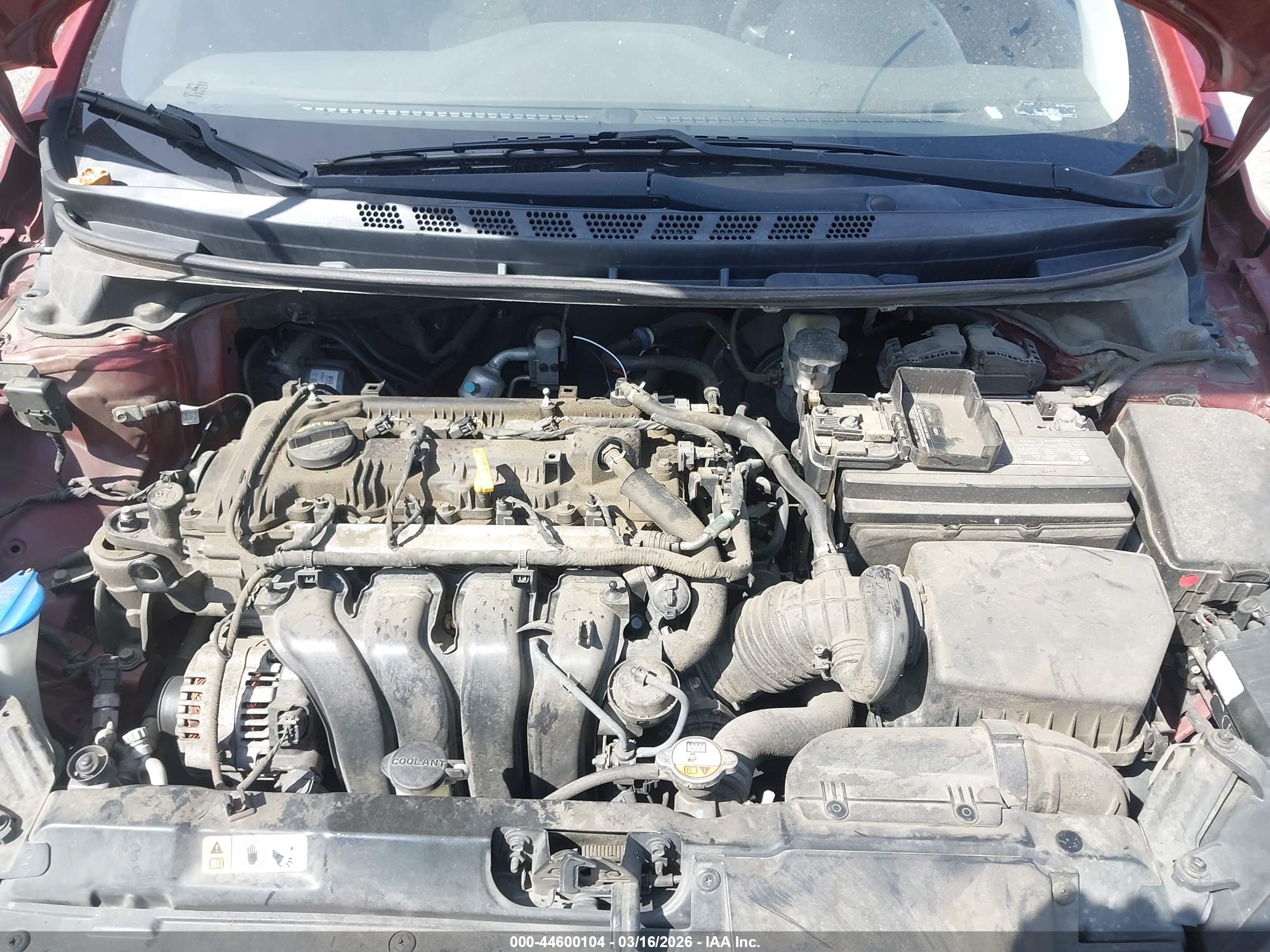 HYUNDAI ELANTRA image 10