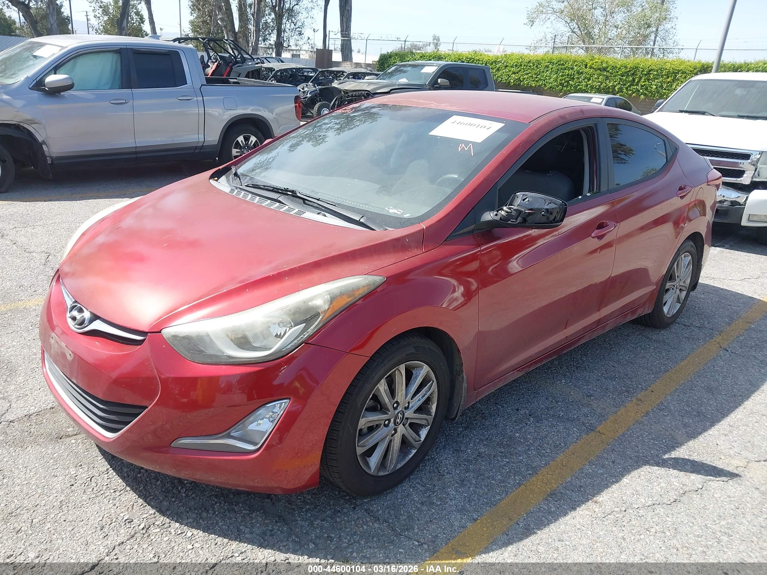 HYUNDAI ELANTRA image 2