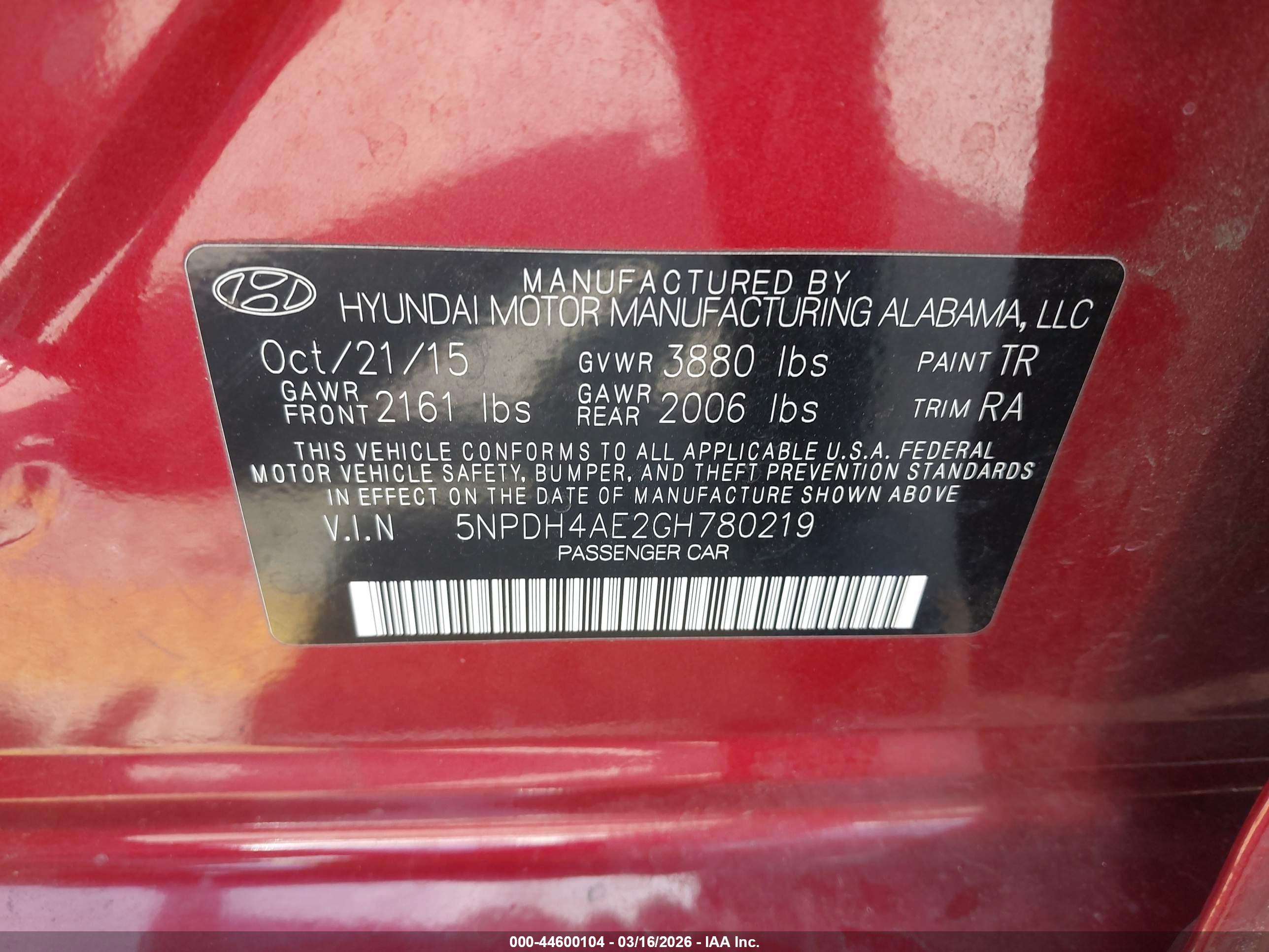 HYUNDAI ELANTRA image 9