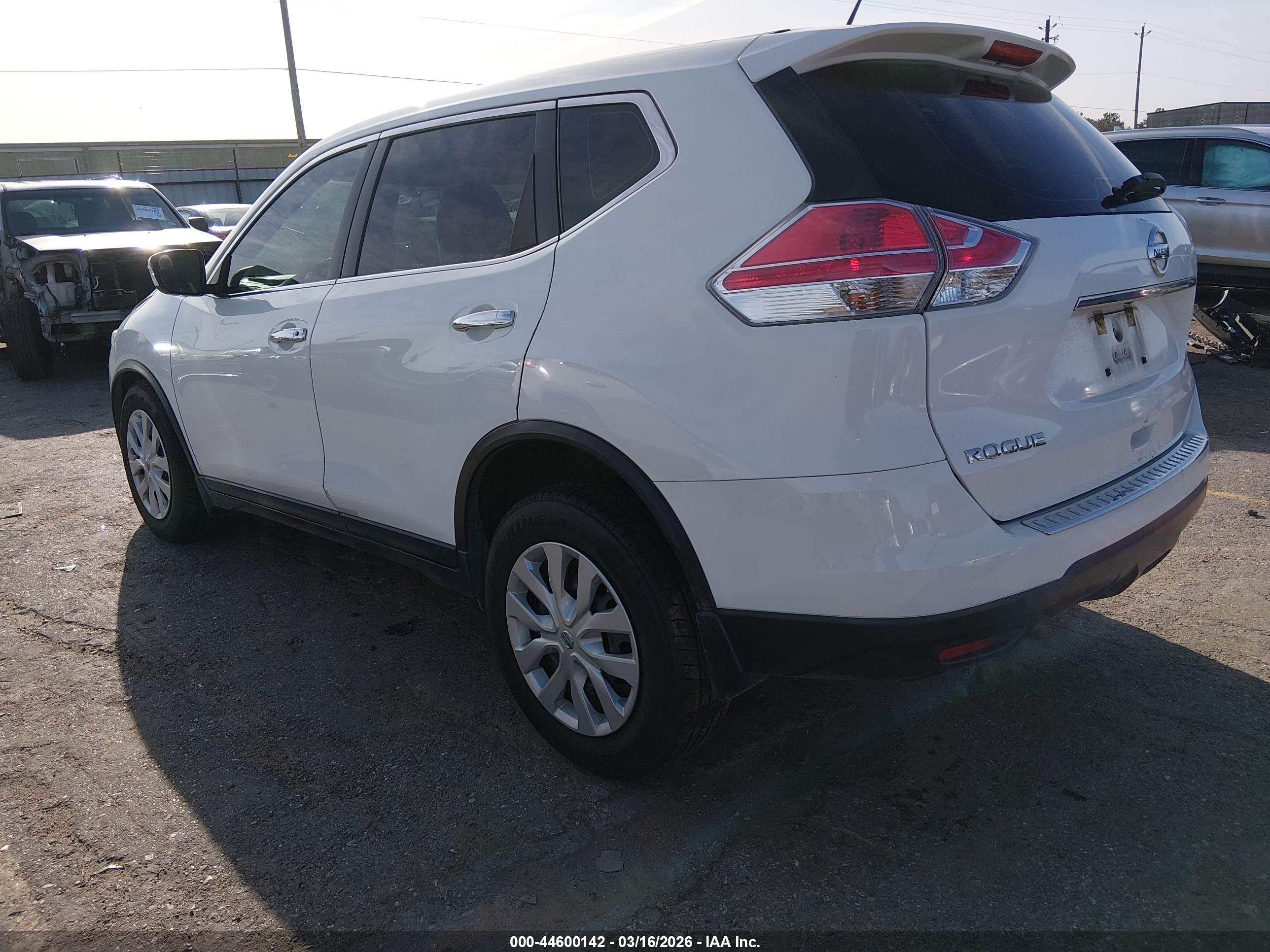 NISSAN ROGUE image 3