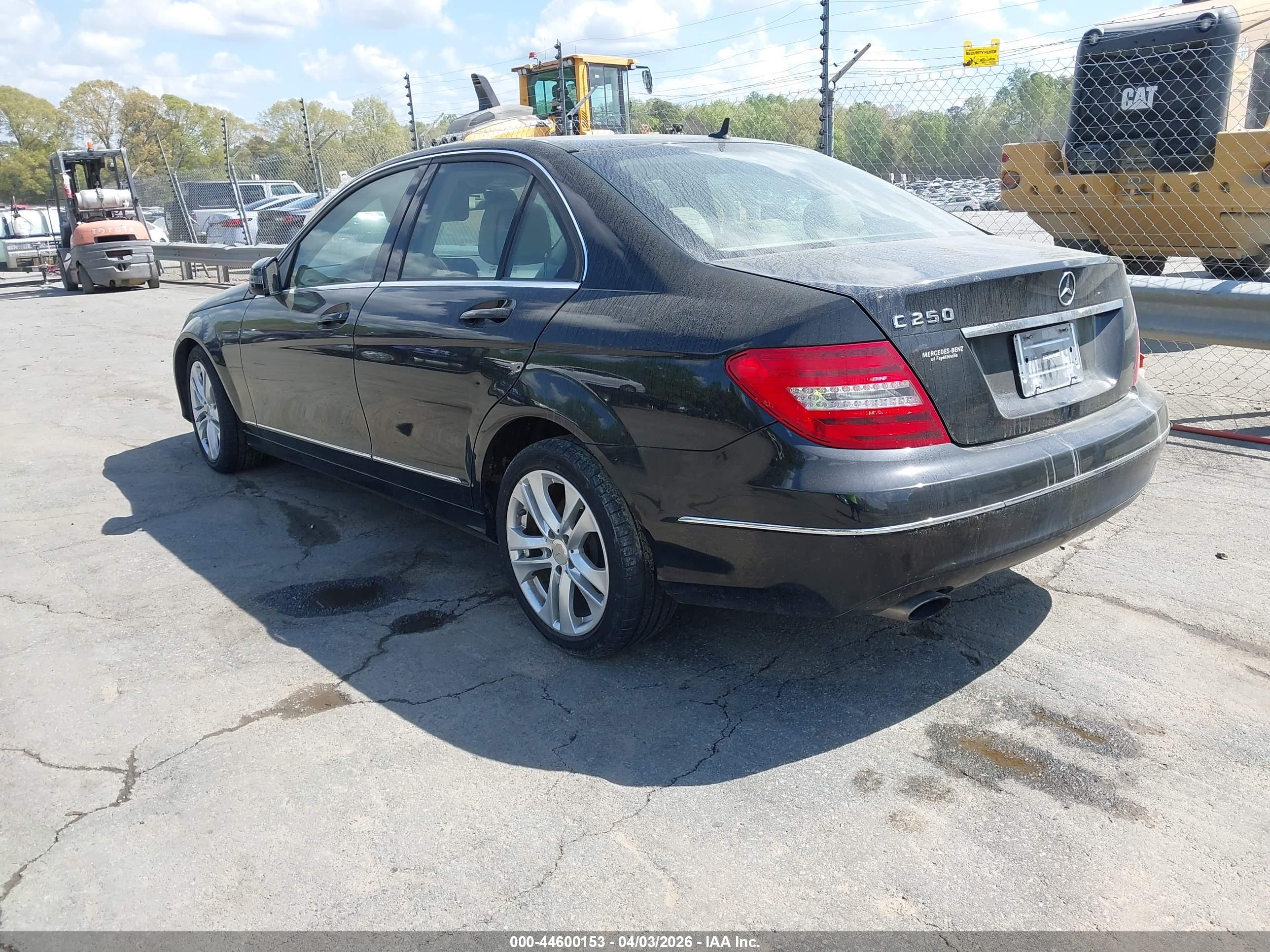MERCEDES-BENZ C image 3