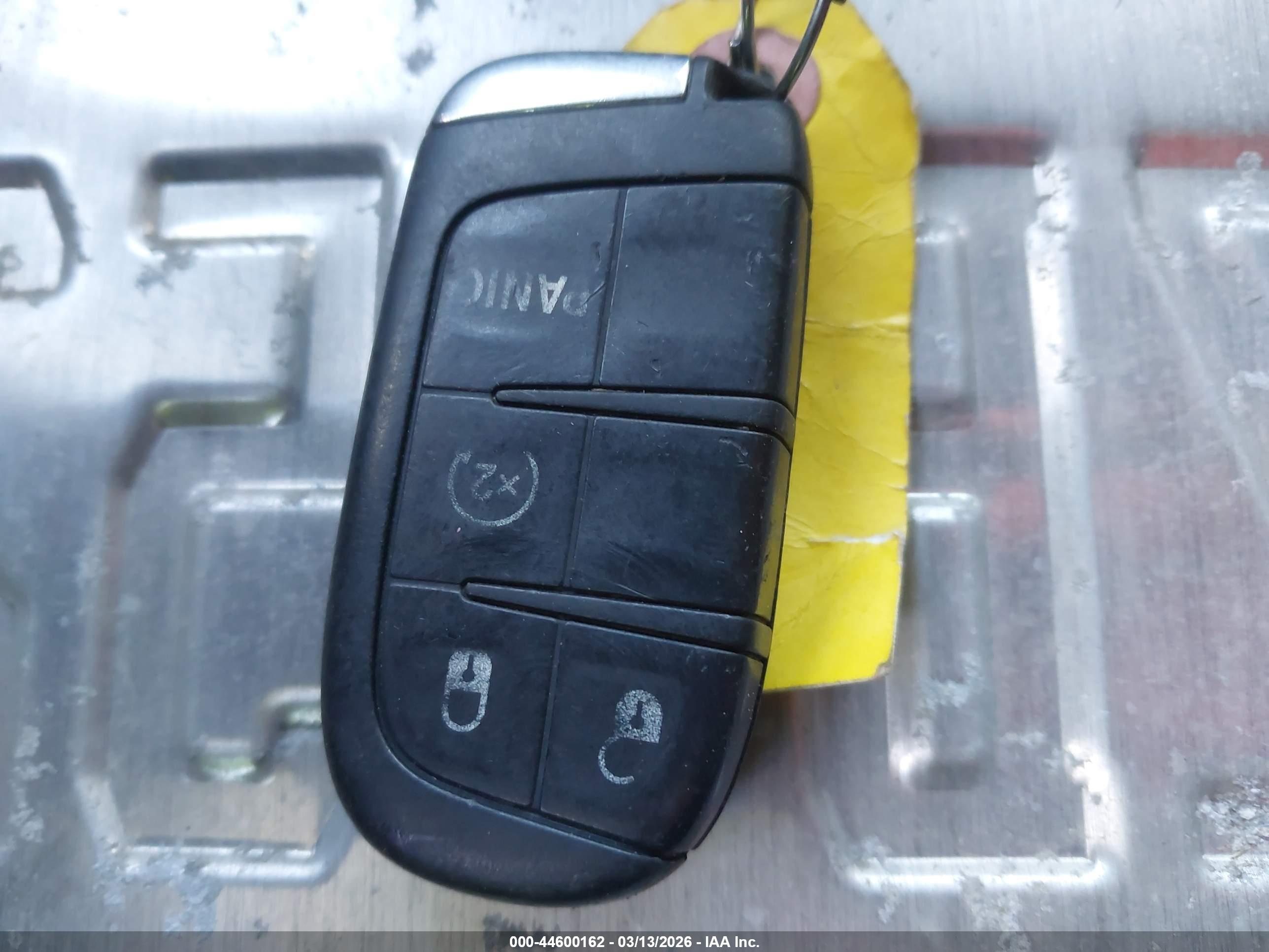 JEEP RENEGADE image 11