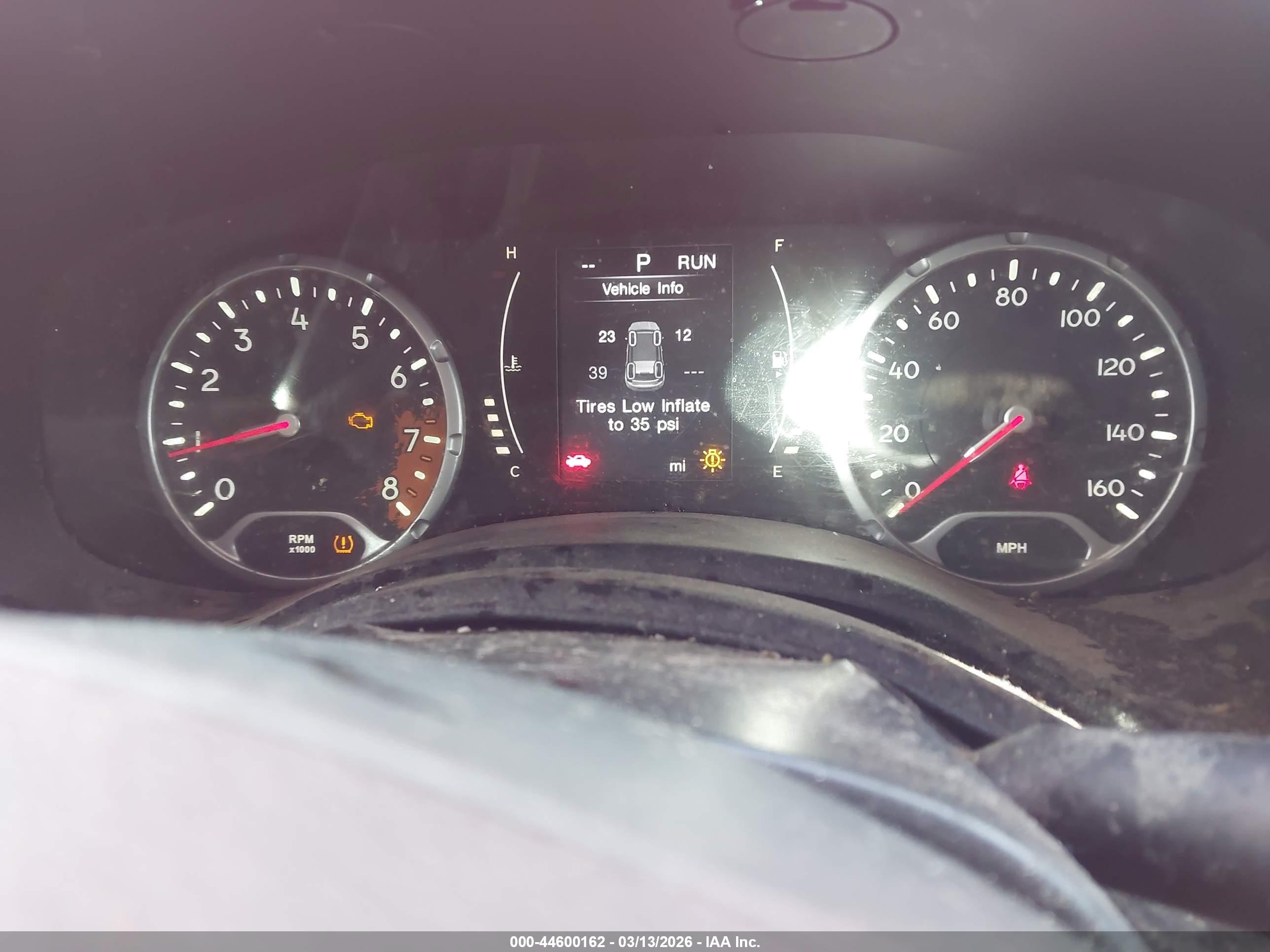 JEEP RENEGADE image 7